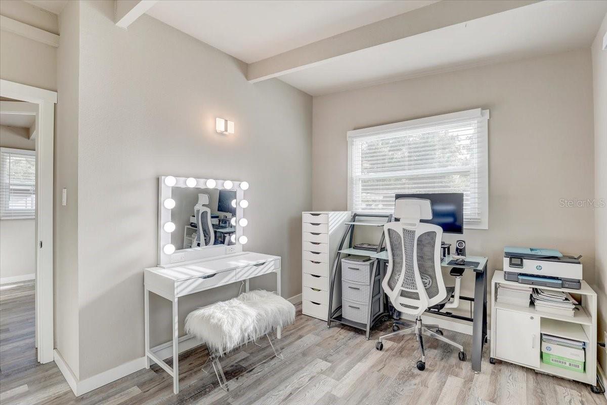 Image 20 of 28 For 2018 Windsor Way