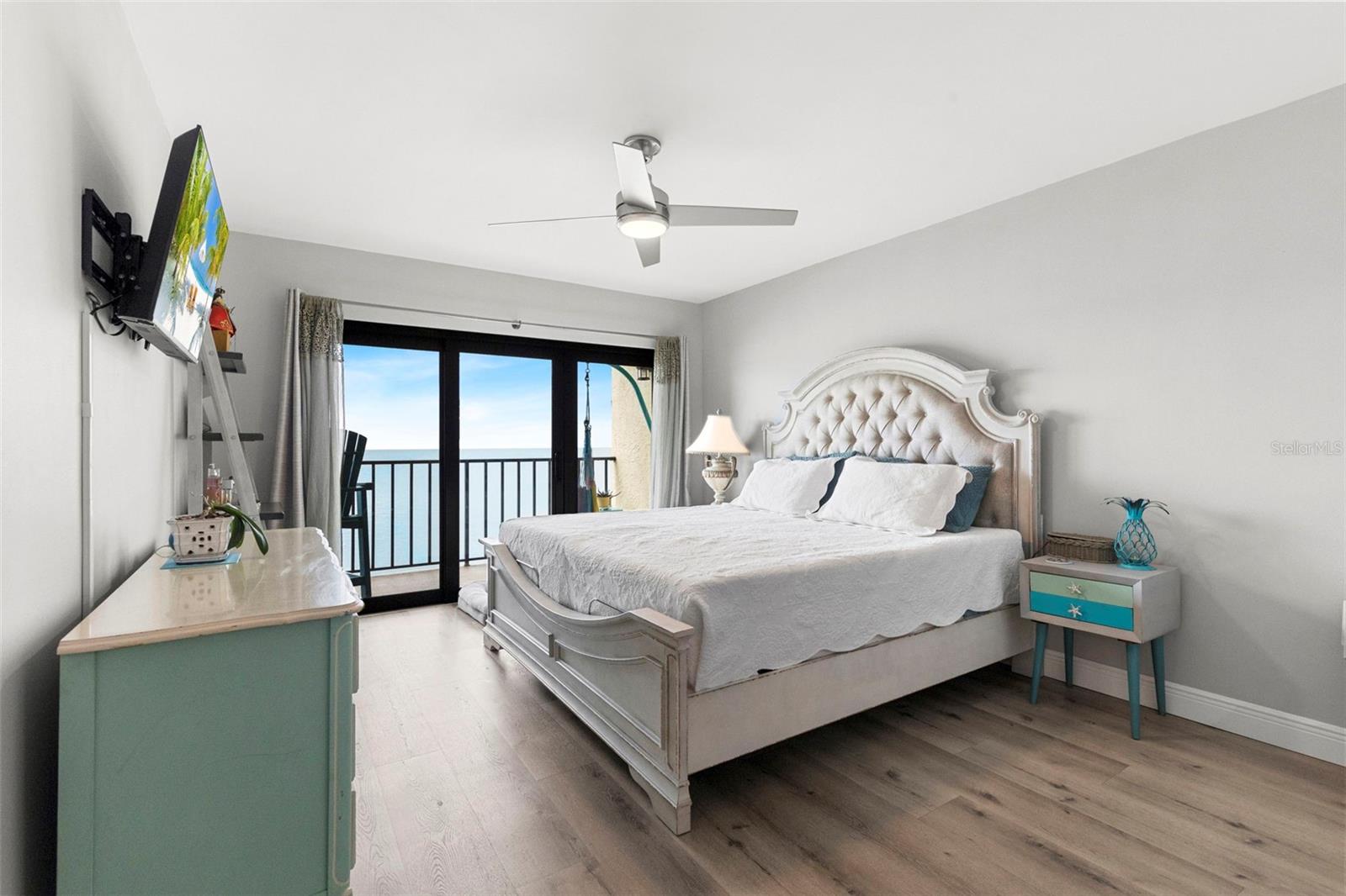 Image 22 of 68 For 7540 Sunshine Skyway Lane S 118