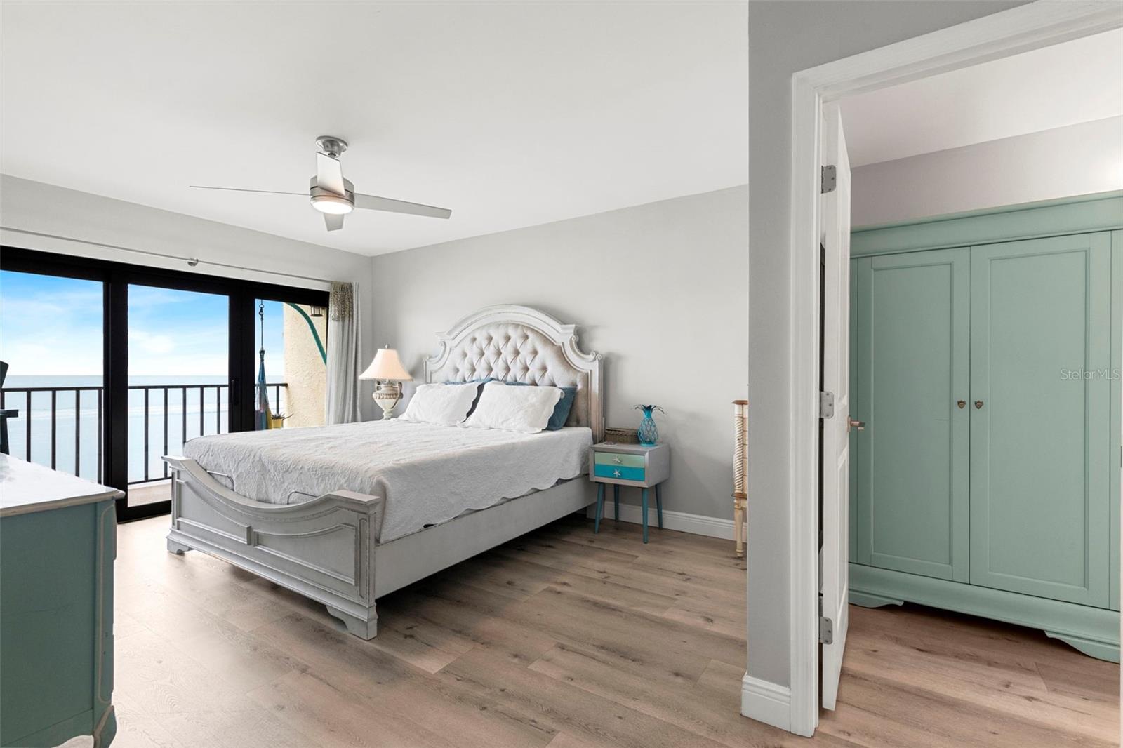 Image 23 of 68 For 7540 Sunshine Skyway Lane S 118
