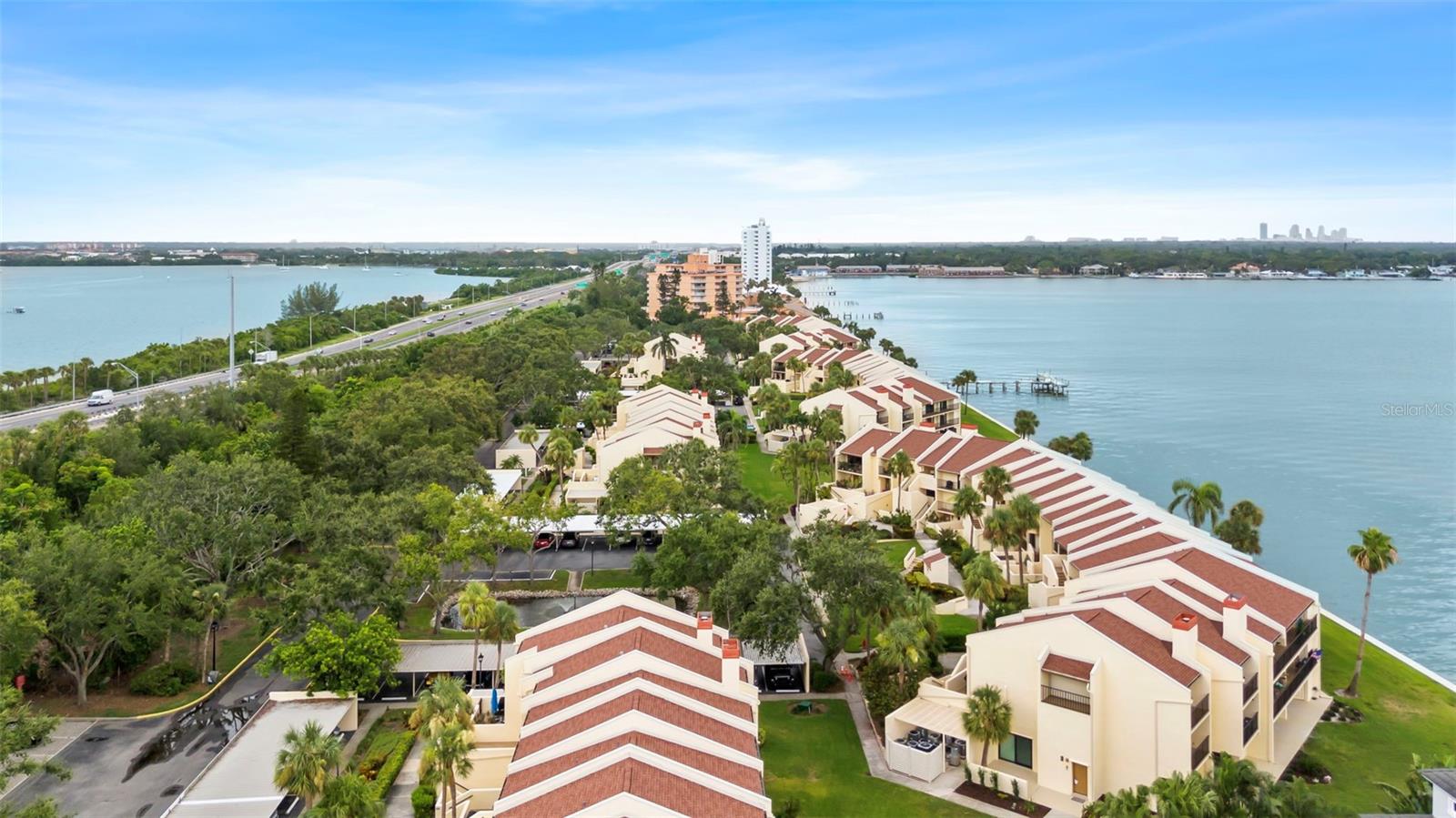Image 54 of 68 For 7540 Sunshine Skyway Lane S 118