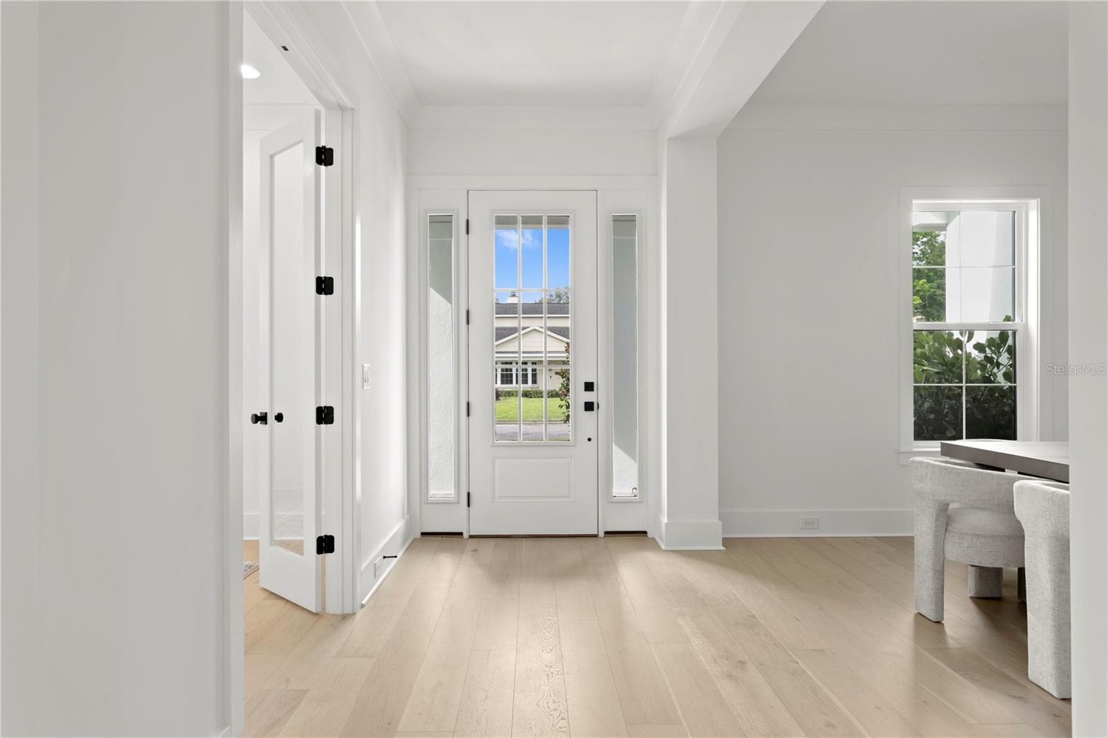 Image 6 of 31 For 4018 Granada Street