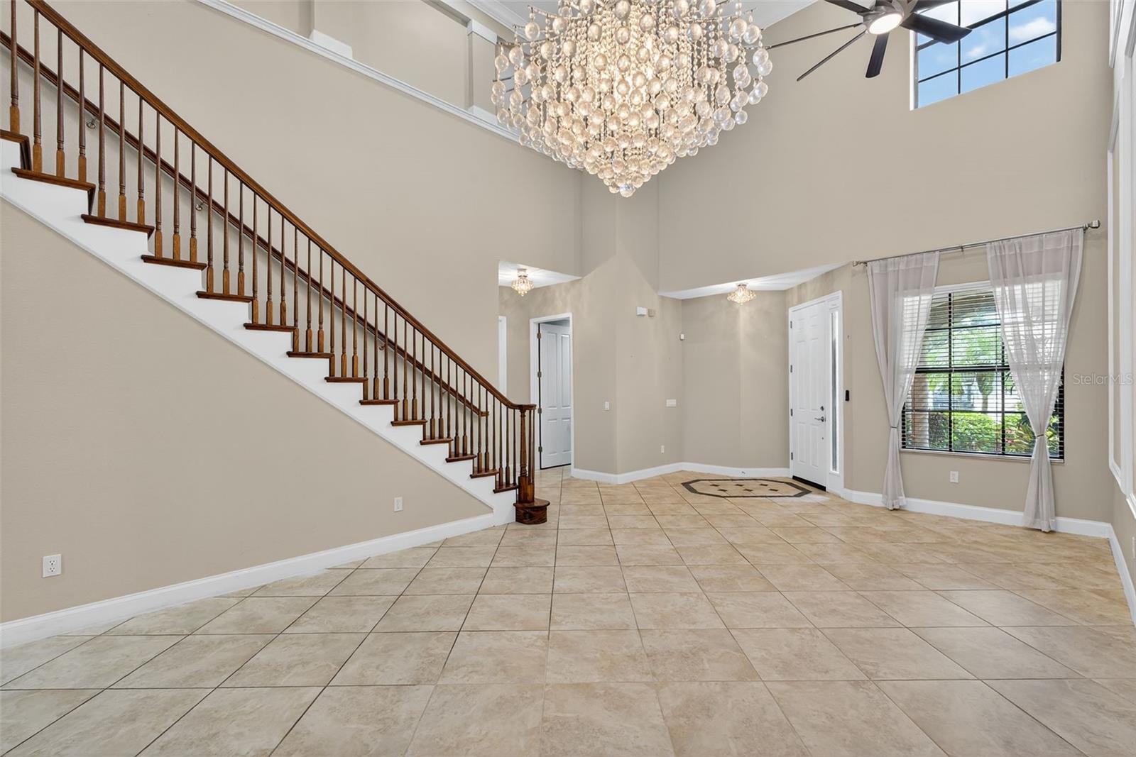 Image 15 of 76 For 2512 61st Avenue E