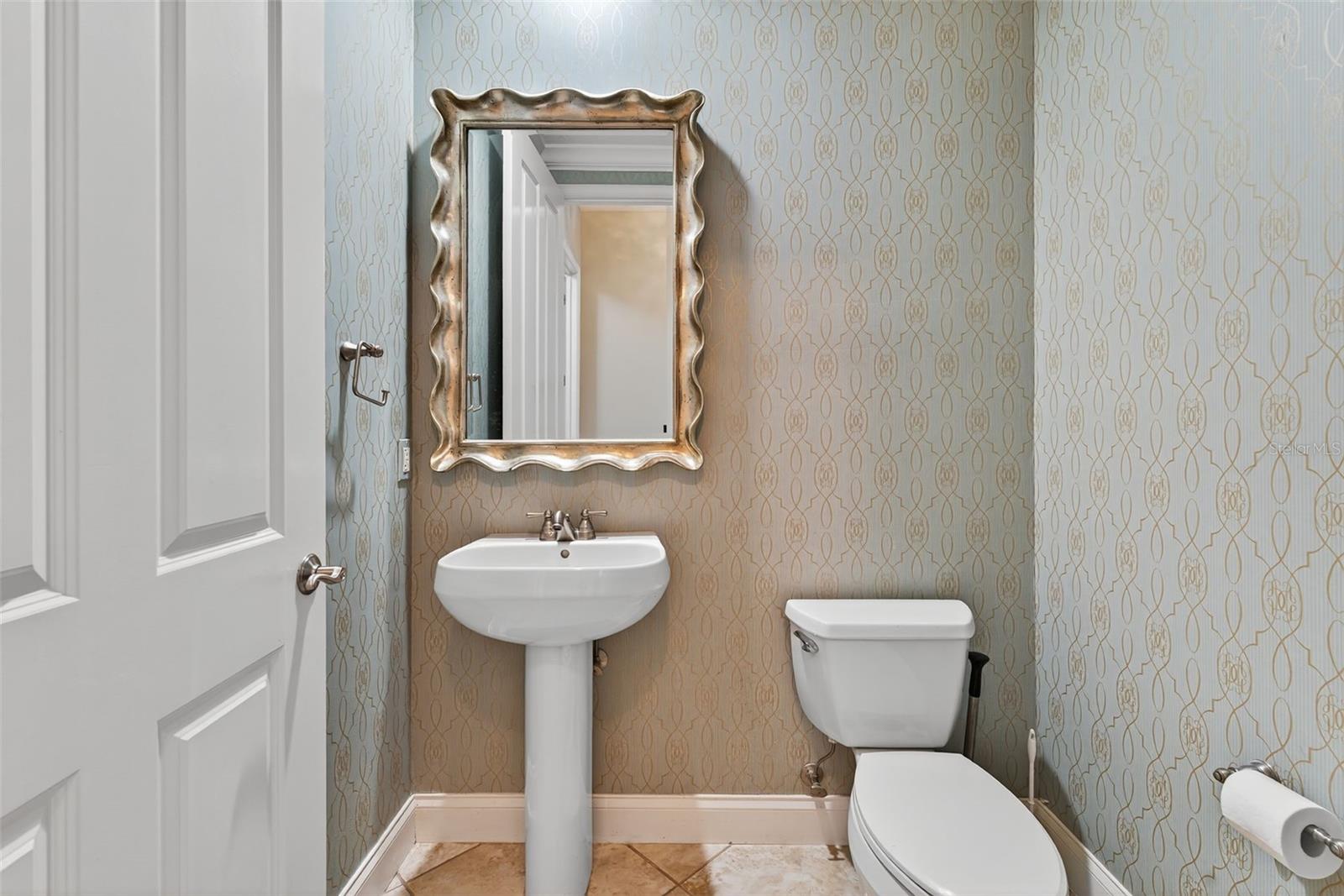 Image 19 of 76 For 2512 61st Avenue E