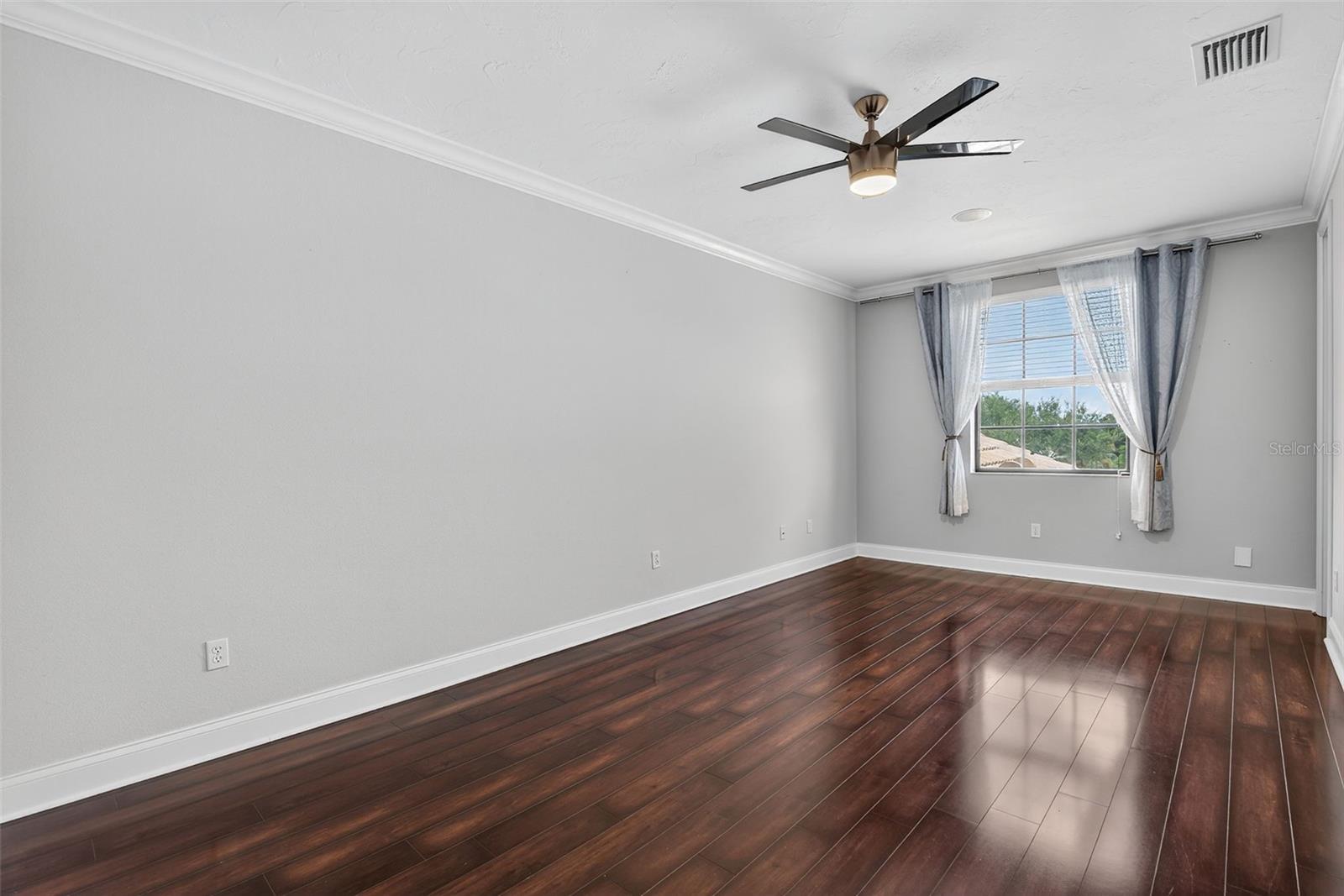 Image 45 of 76 For 2512 61st Avenue E