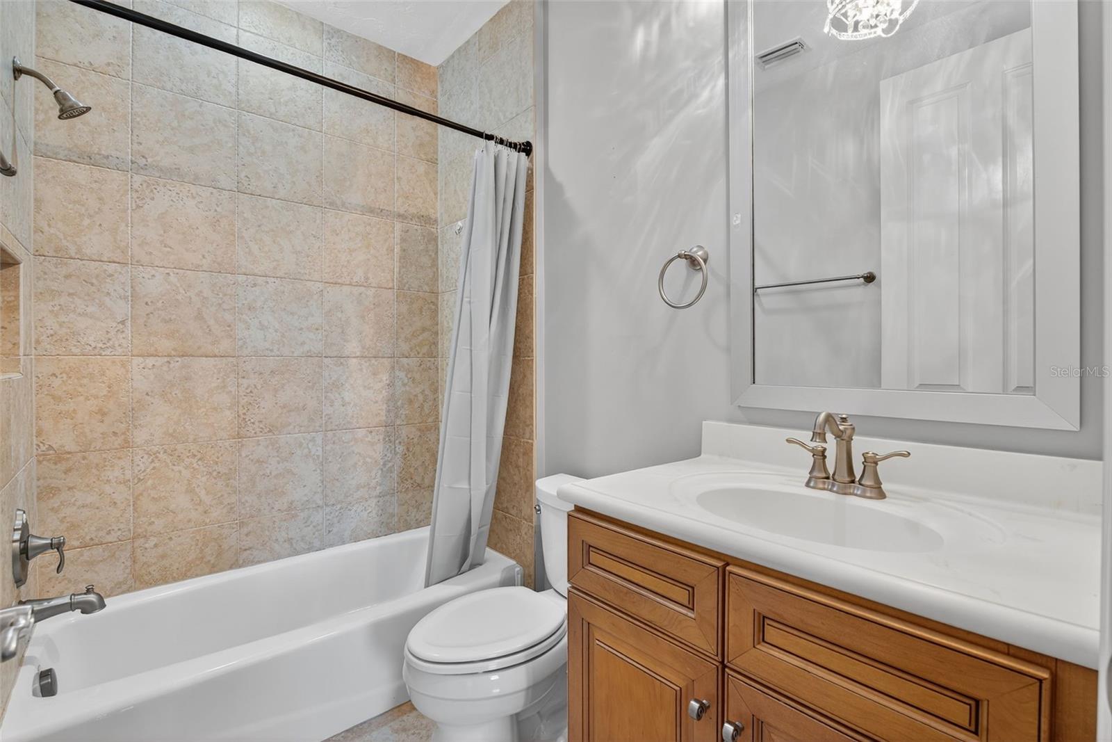 Image 47 of 76 For 2512 61st Avenue E