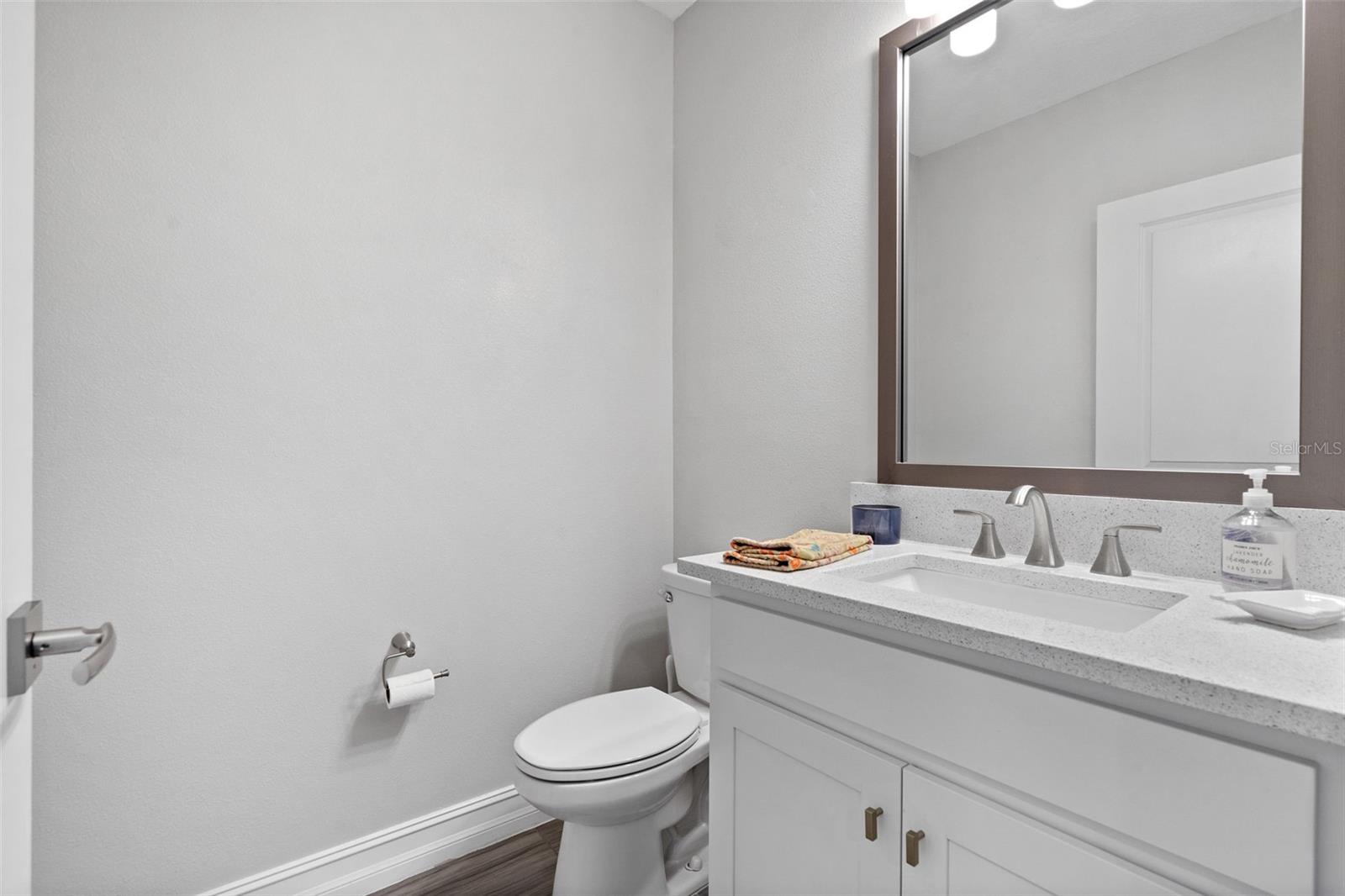 Image 14 of 38 For 4941 A Price Avenue 4