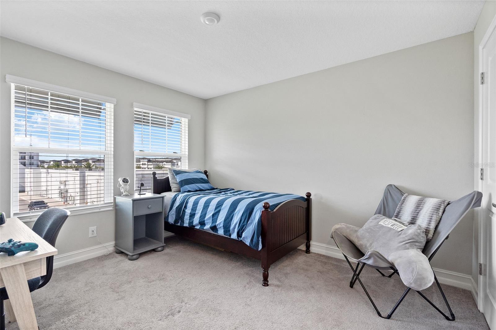 Image 21 of 38 For 4941 A Price Avenue 4