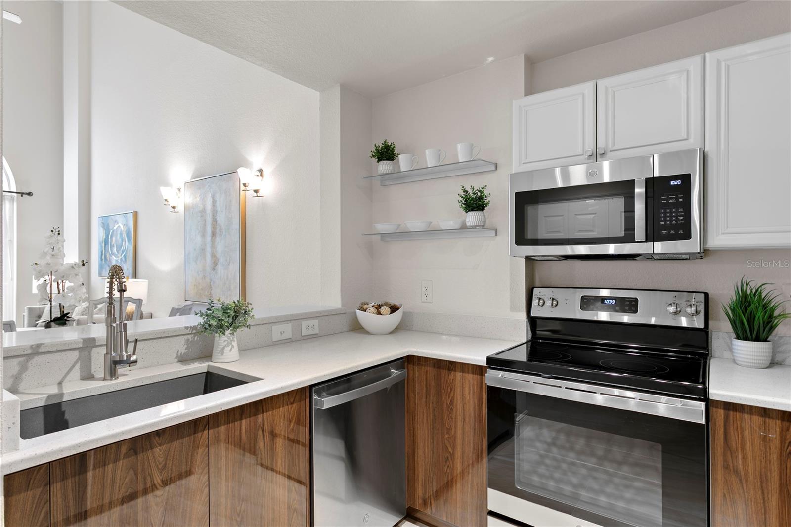 Listing photo id 18 for 700 Harbour Island Boulevard 144