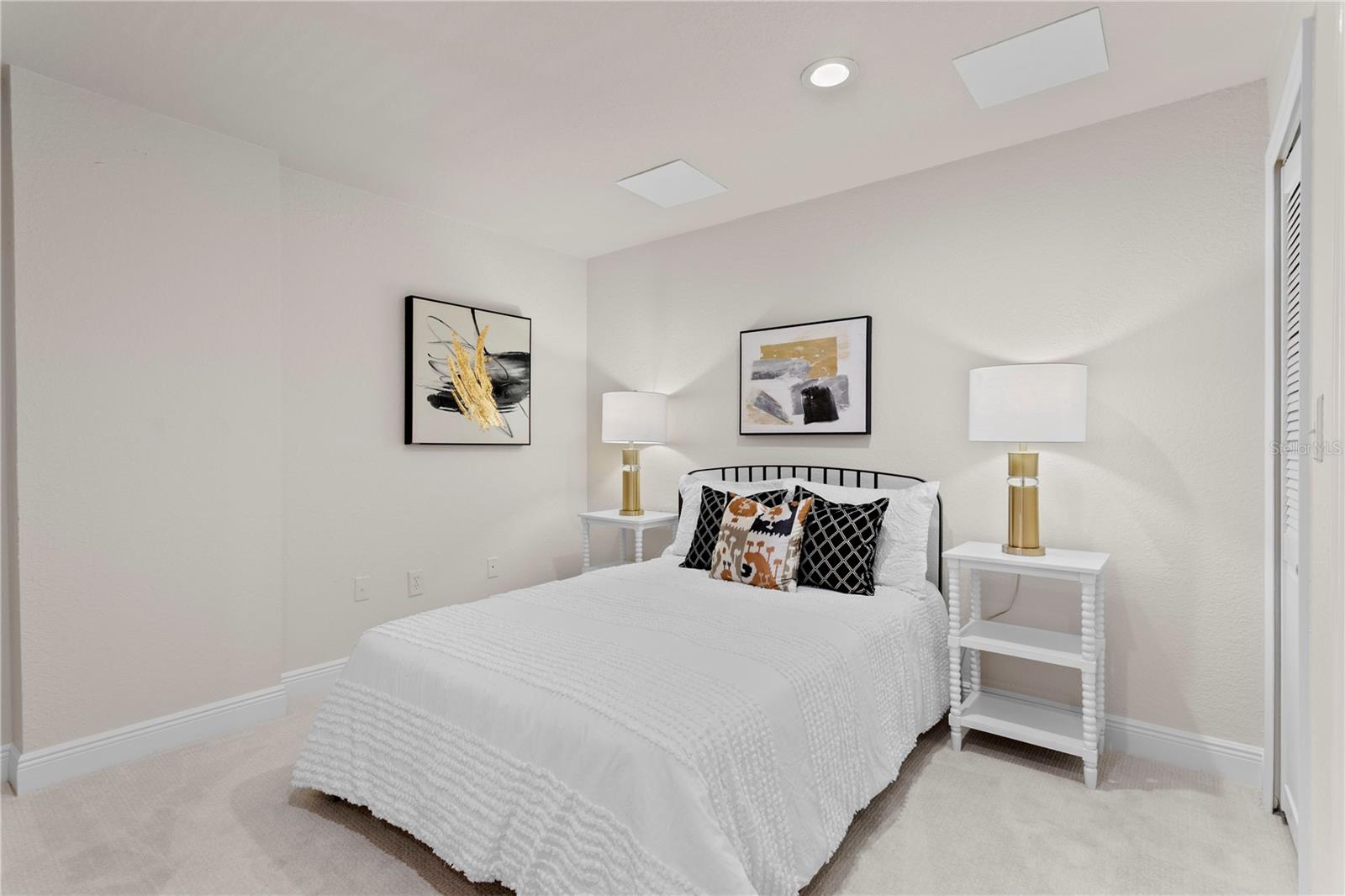 Listing photo id 25 for 700 Harbour Island Boulevard 144