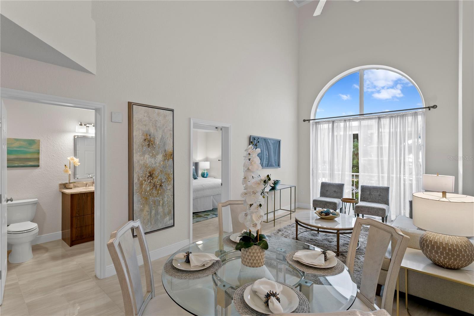 Listing photo id 1 for 700 Harbour Island Boulevard 144