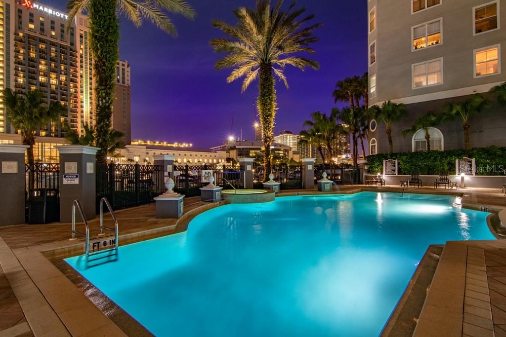 Listing photo id 41 for 700 Harbour Island Boulevard 144