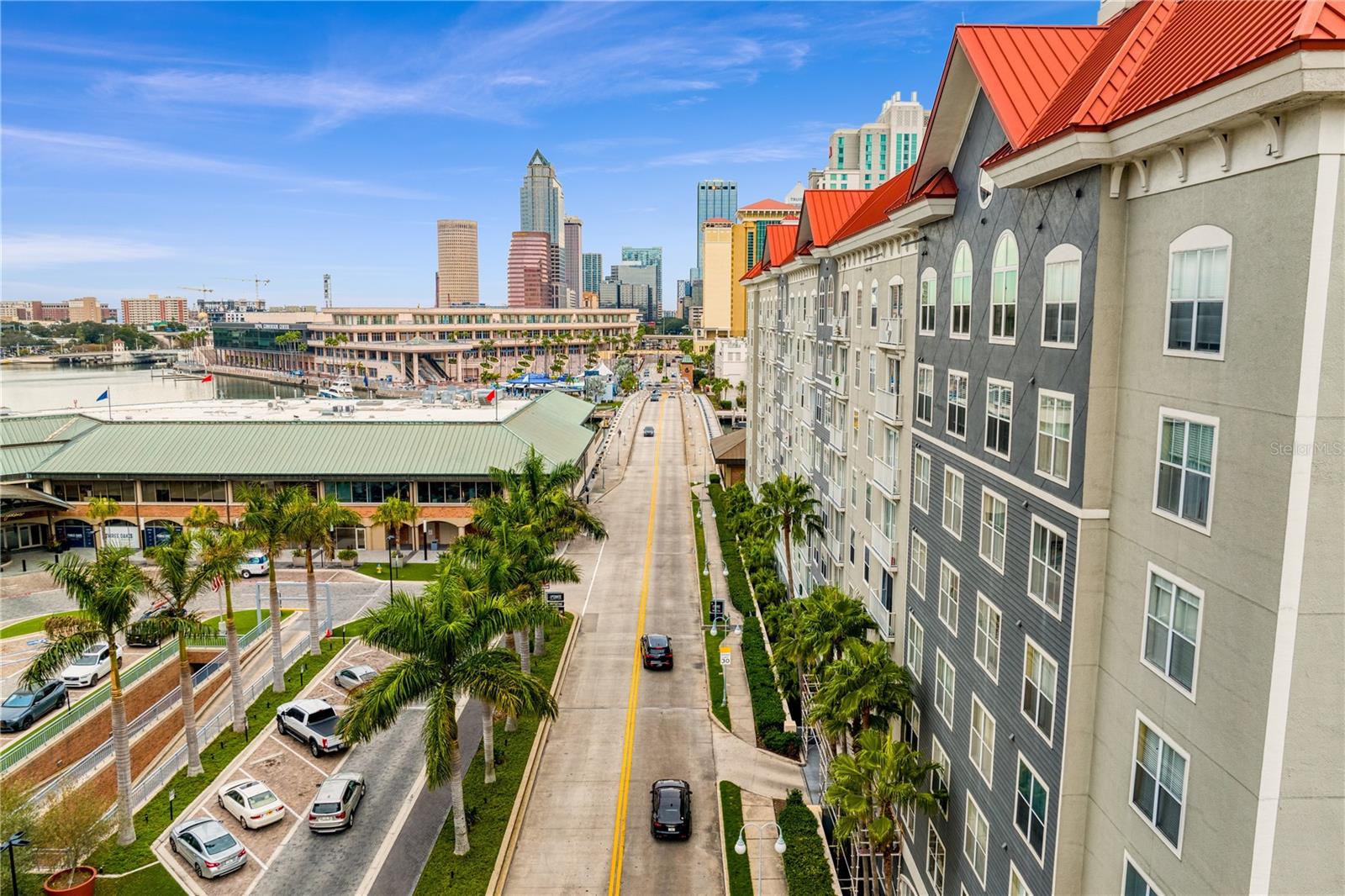 Listing photo id 60 for 700 Harbour Island Boulevard 144