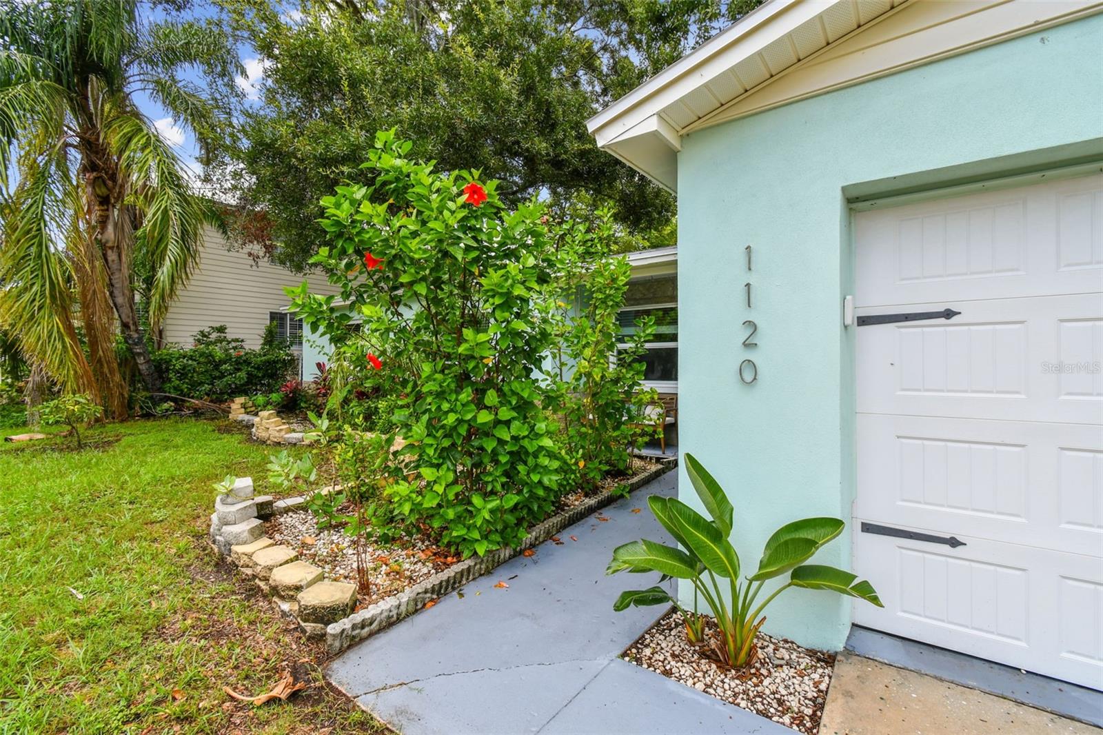 Image 3 of 63 For 1120 Gray Street S