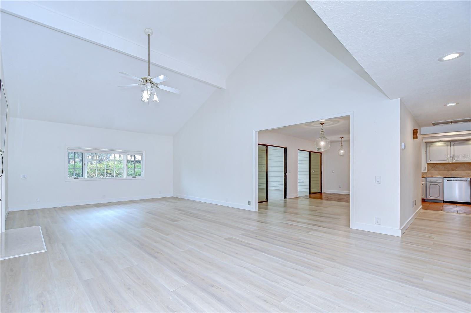 Image 32 of 73 For 5355 Cobblestone Court