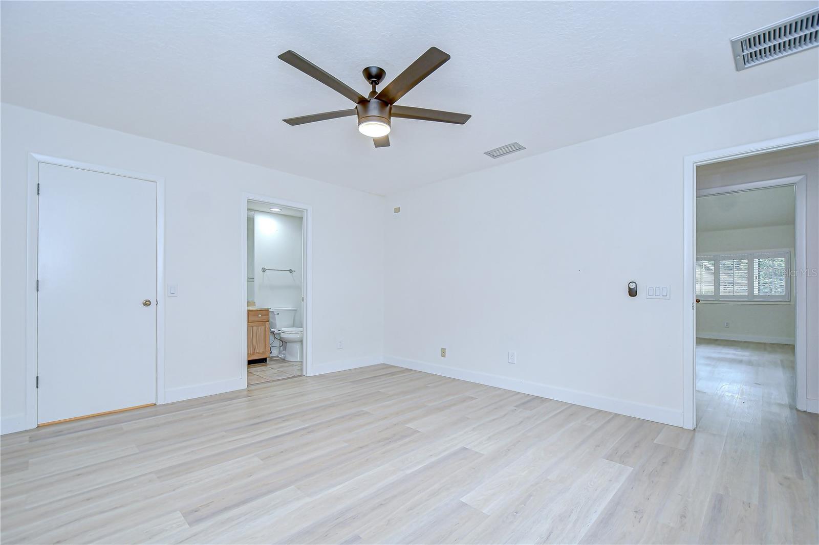 Image 35 of 73 For 5355 Cobblestone Court
