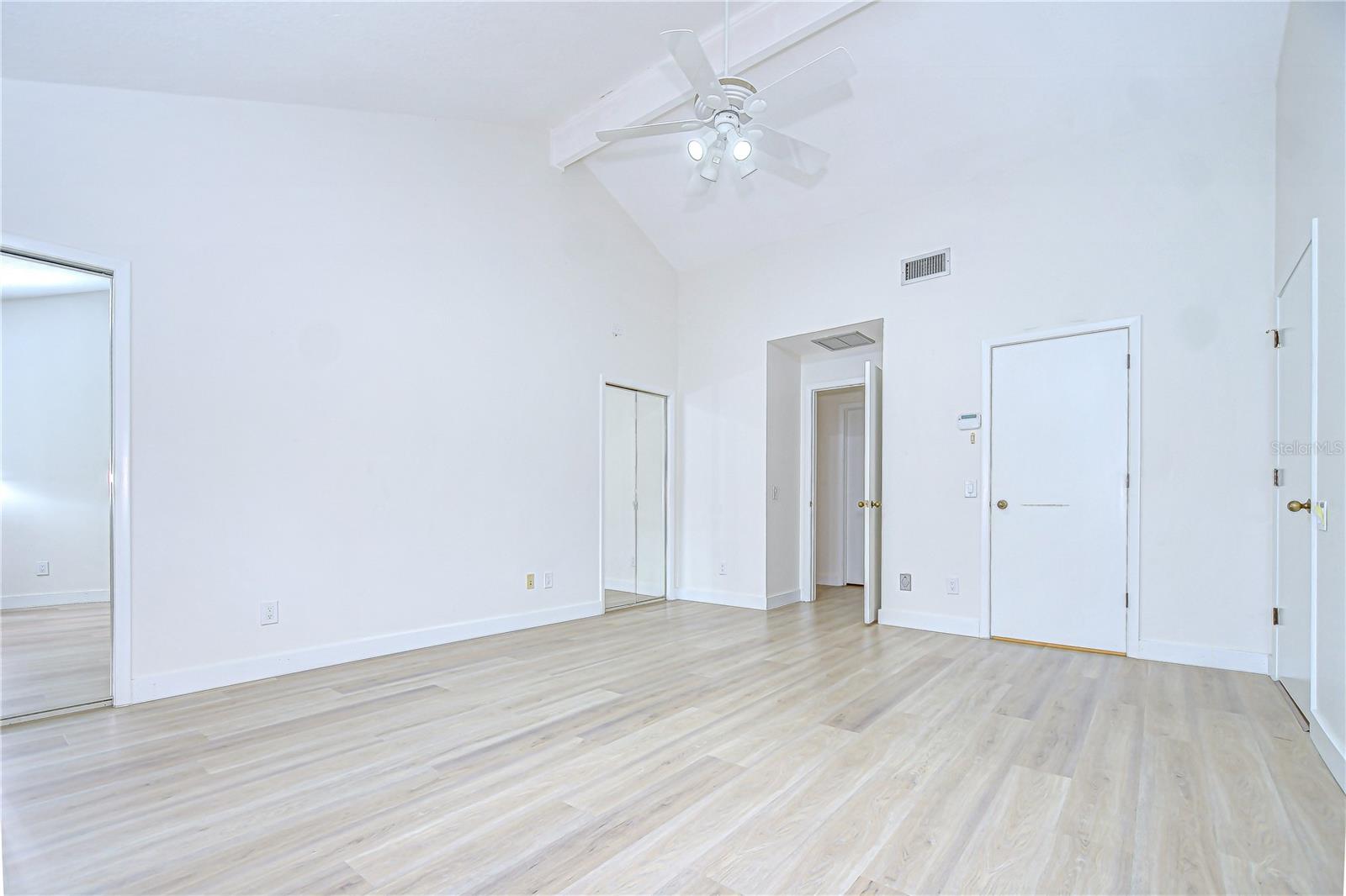 Image 40 of 73 For 5355 Cobblestone Court