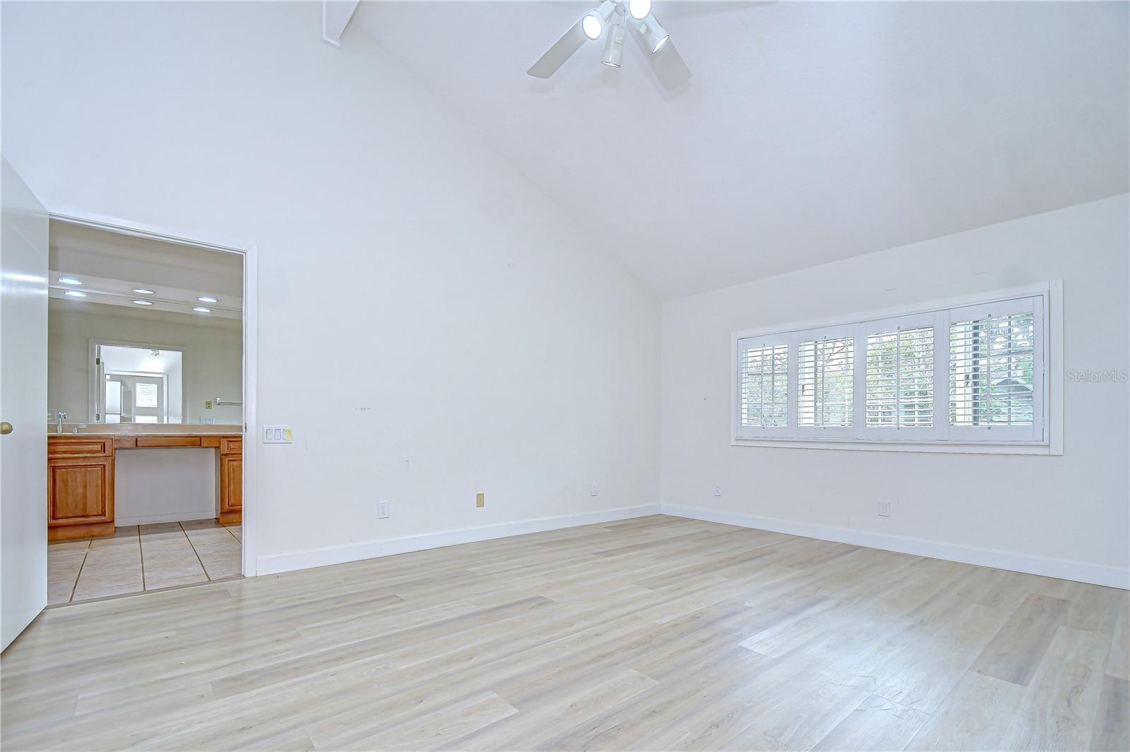 Image 41 of 73 For 5355 Cobblestone Court