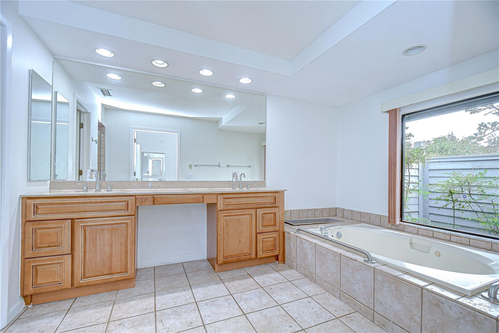 Image 42 of 73 For 5355 Cobblestone Court