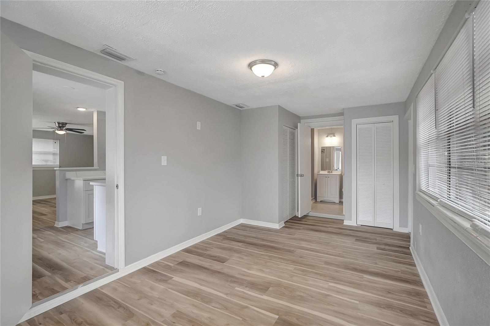Image 14 of 33 For 8720 Dexter Avenue