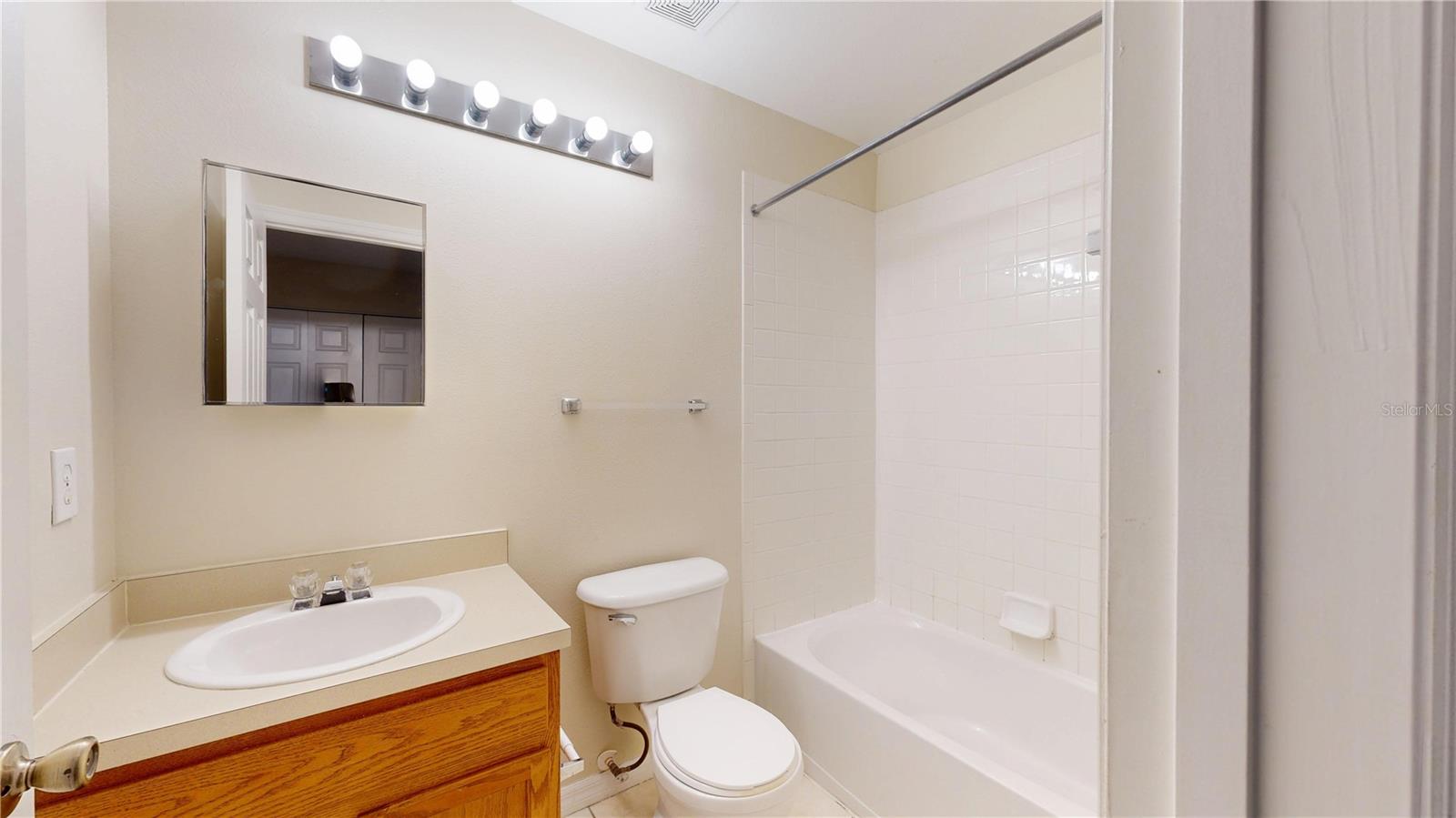 Image 20 of 31 For 4104 Winding River Way