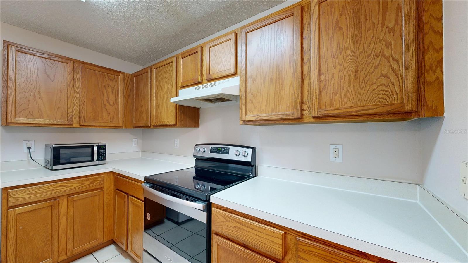 Image 7 of 31 For 4104 Winding River Way