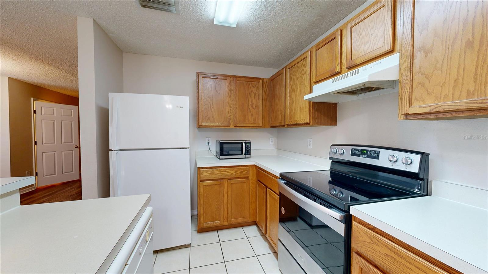 Image 8 of 31 For 4104 Winding River Way