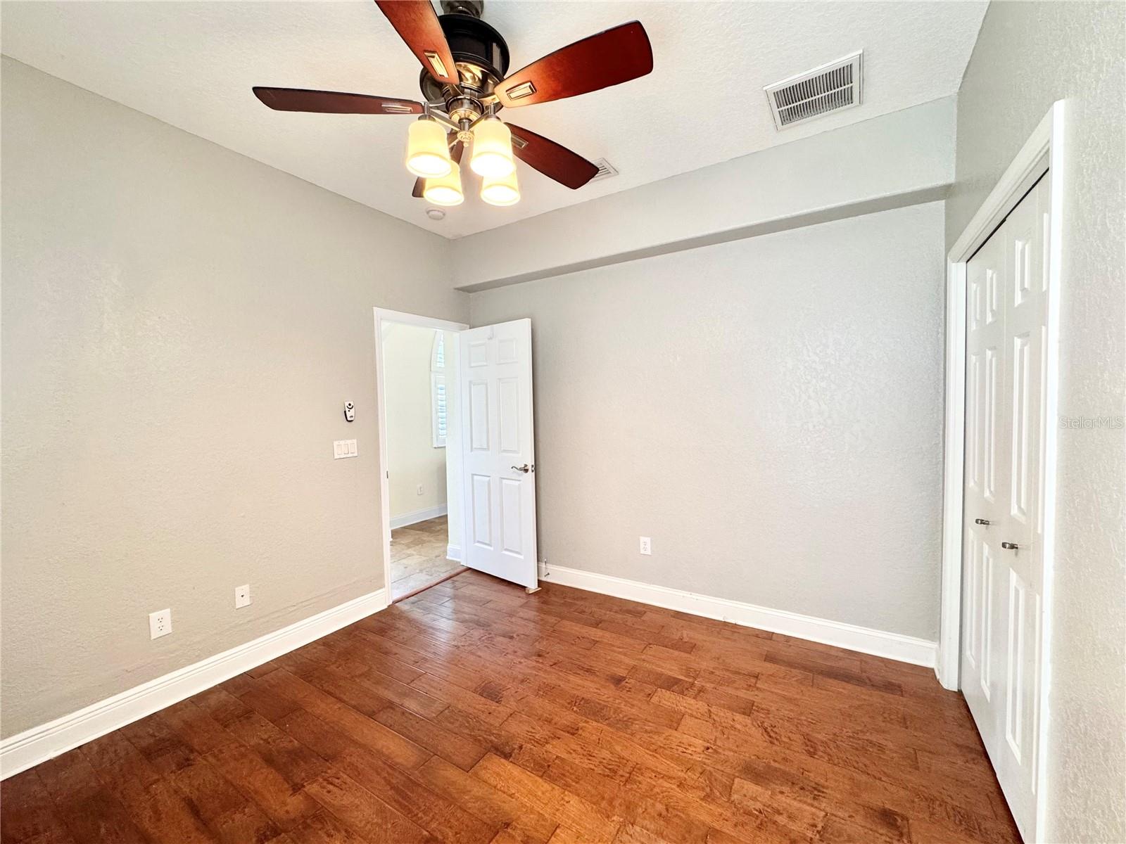 Image 31 of 80 For 27130 Firebush Drive