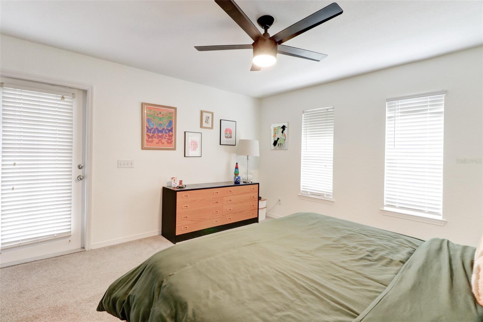 Image 18 of 44 For 4004 Foxtail Palm Court 4004