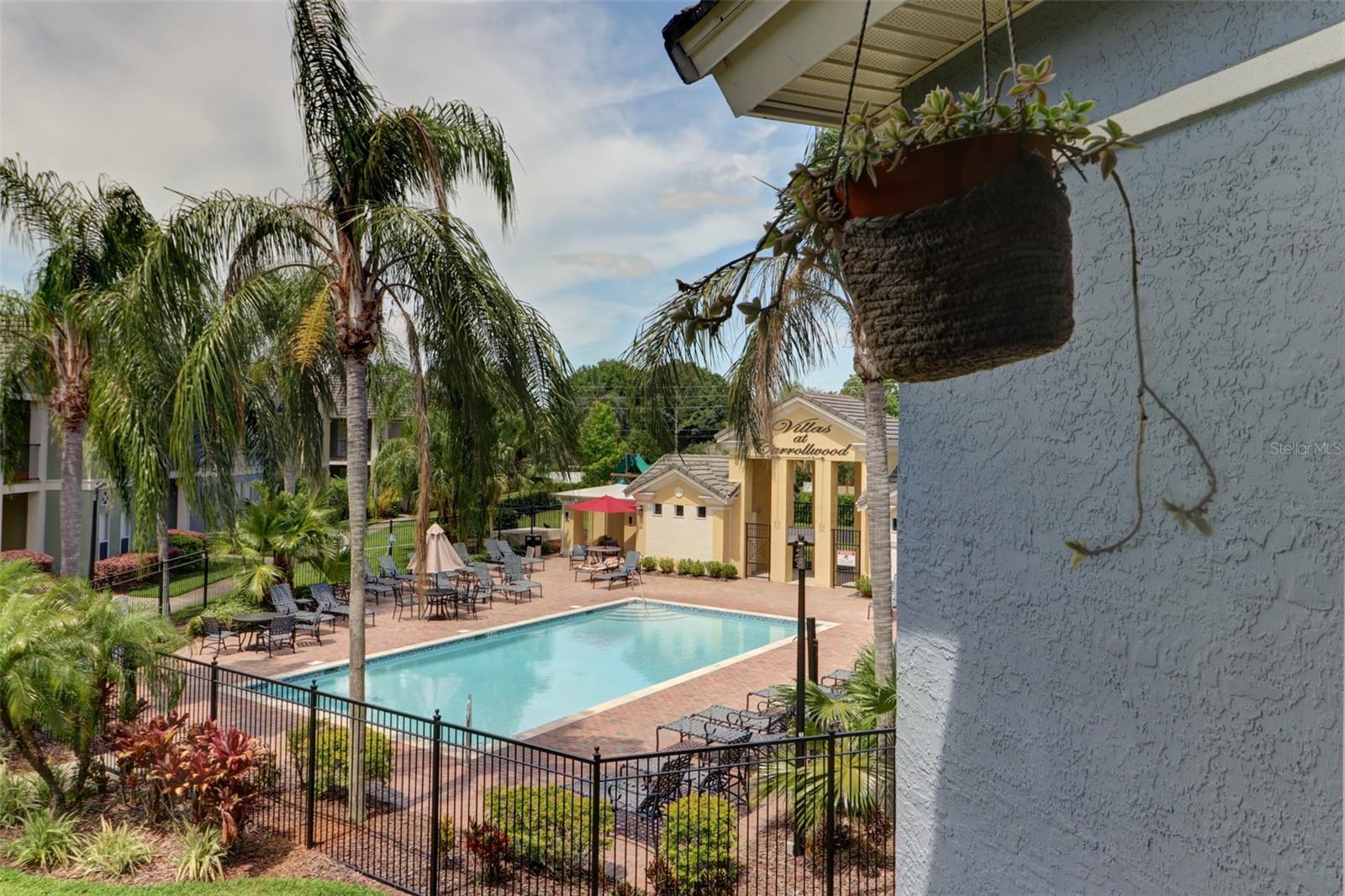 Image 25 of 44 For 4004 Foxtail Palm Court 4004