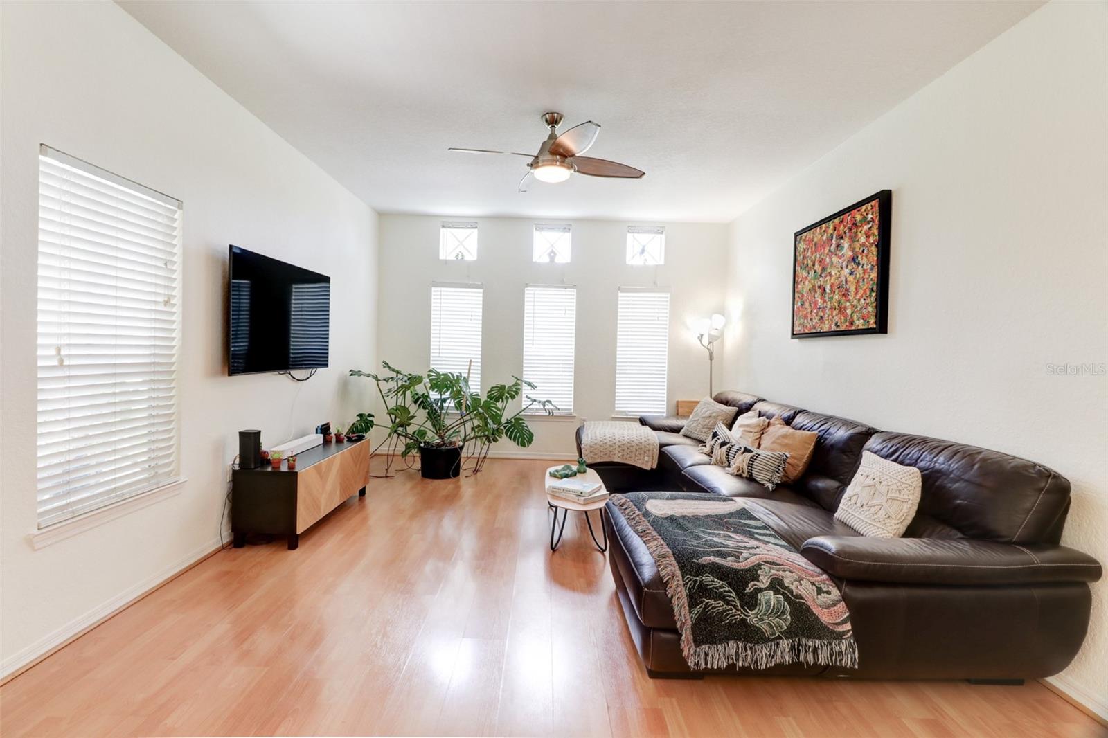 Image 4 of 44 For 4004 Foxtail Palm Court 4004