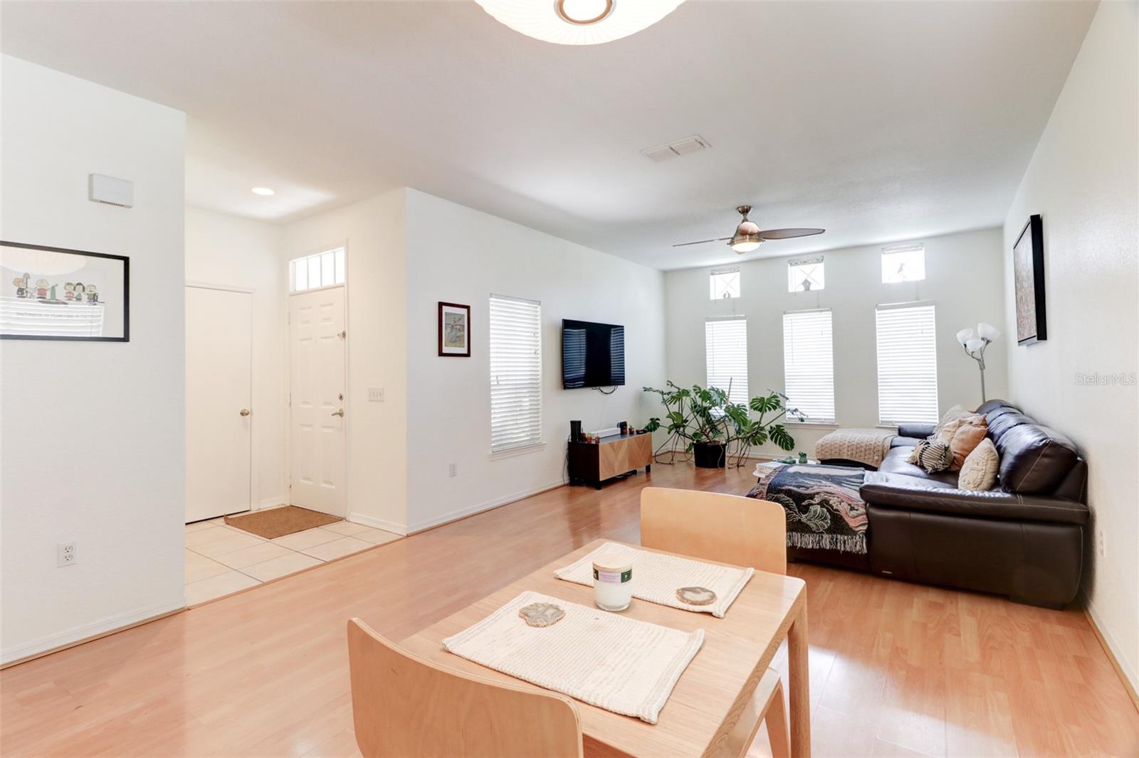 Image 7 of 44 For 4004 Foxtail Palm Court 4004