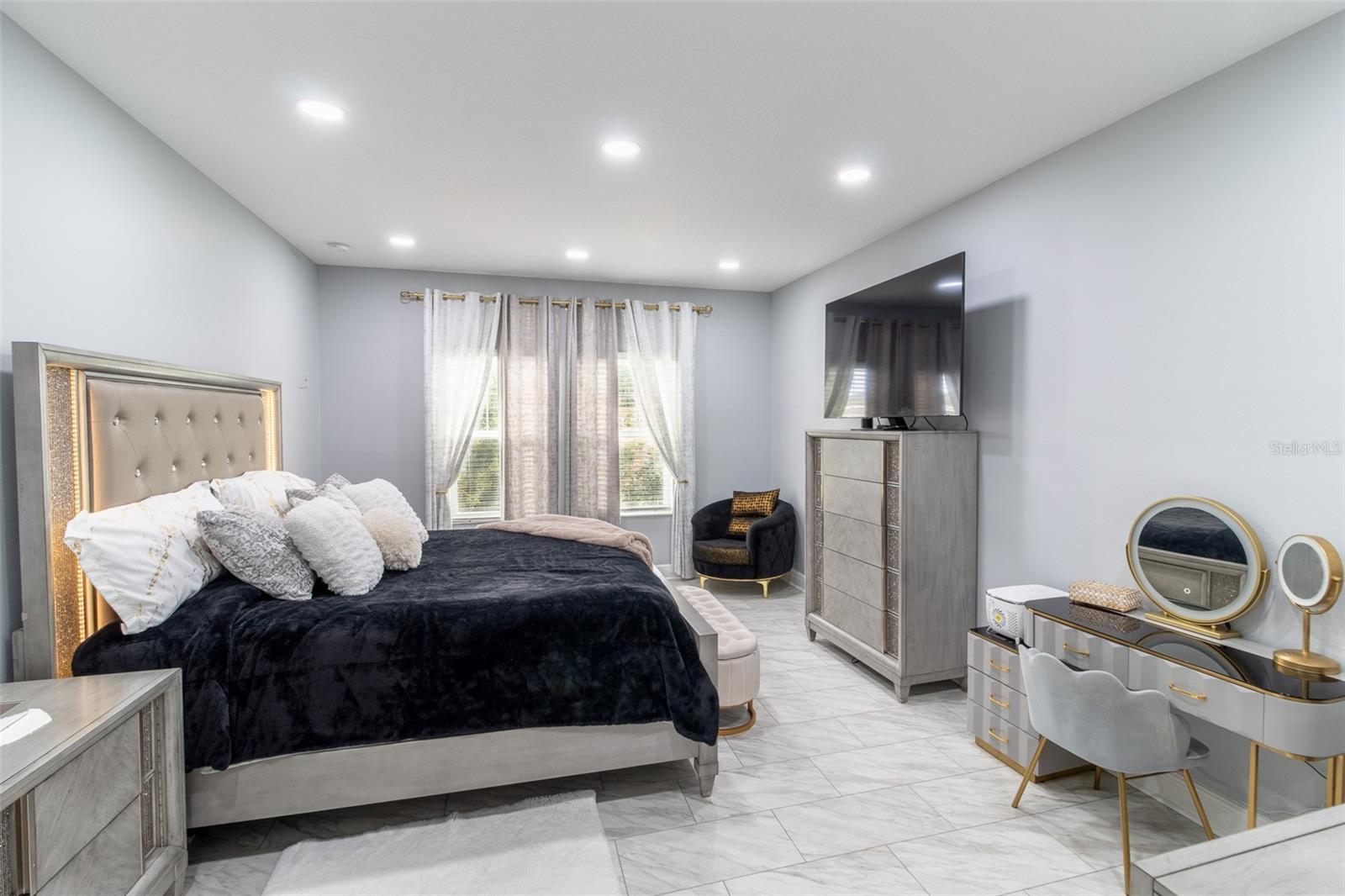 Image 32 of 48 For 11842 Frost Aster Drive