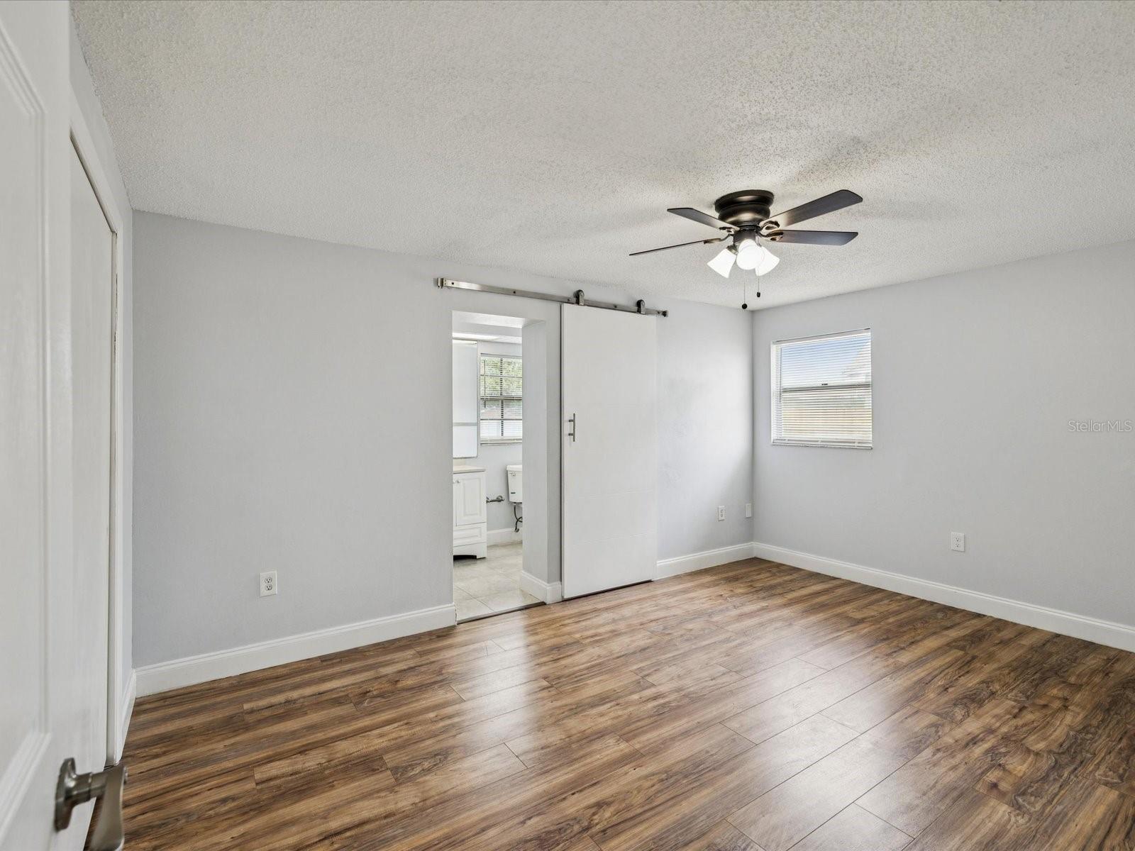 Listing photo id 19 for 8718 Honeycomb Drive