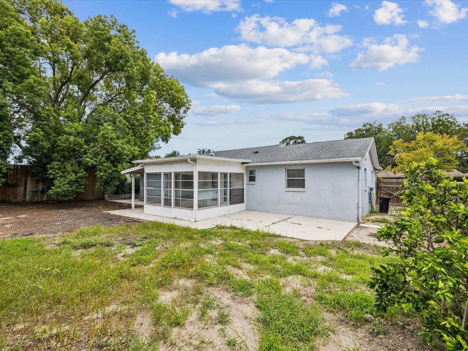 Listing photo id 24 for 8718 Honeycomb Drive