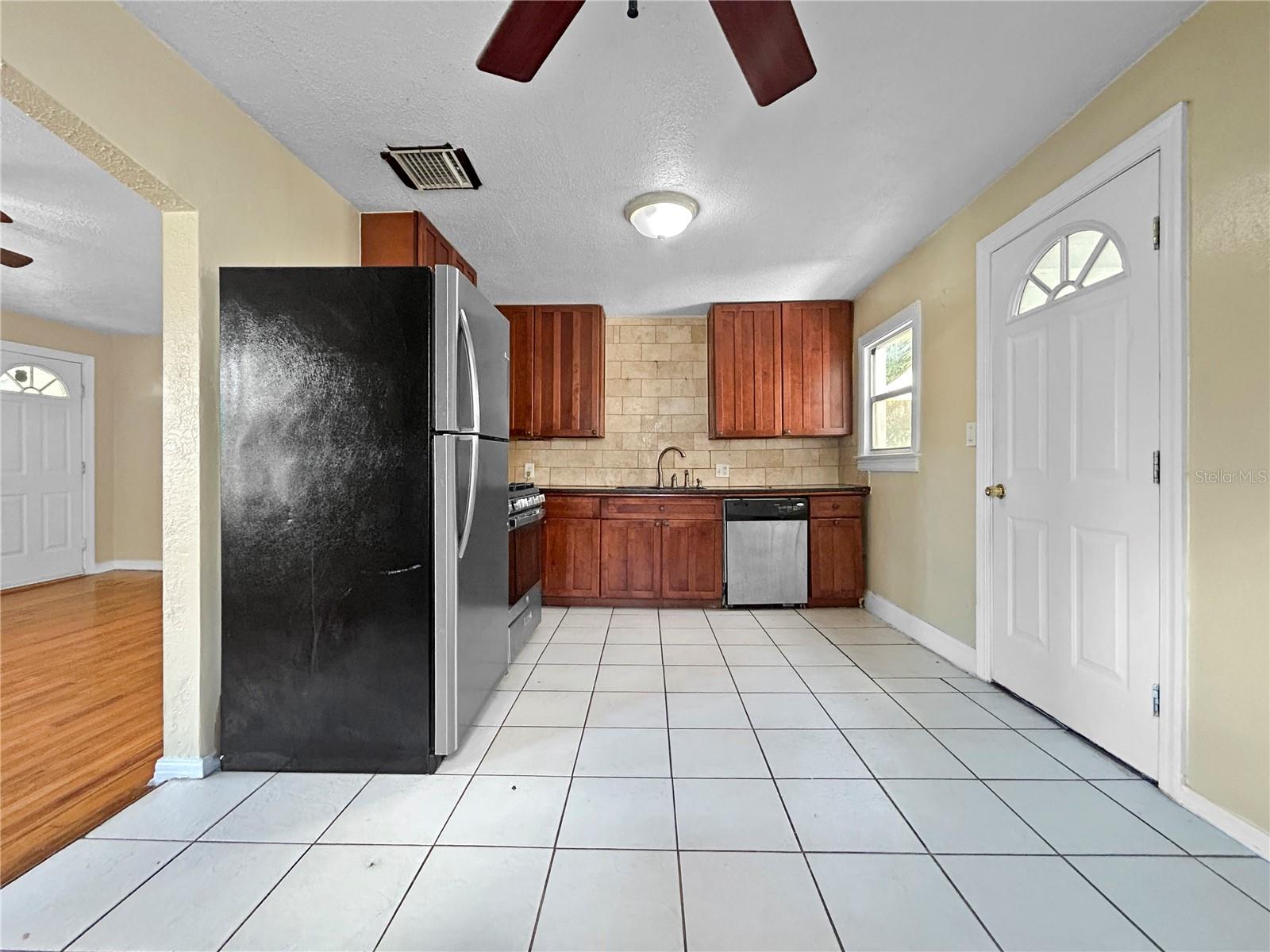 Image 37 of 45 For 3730 3rd Avenue N