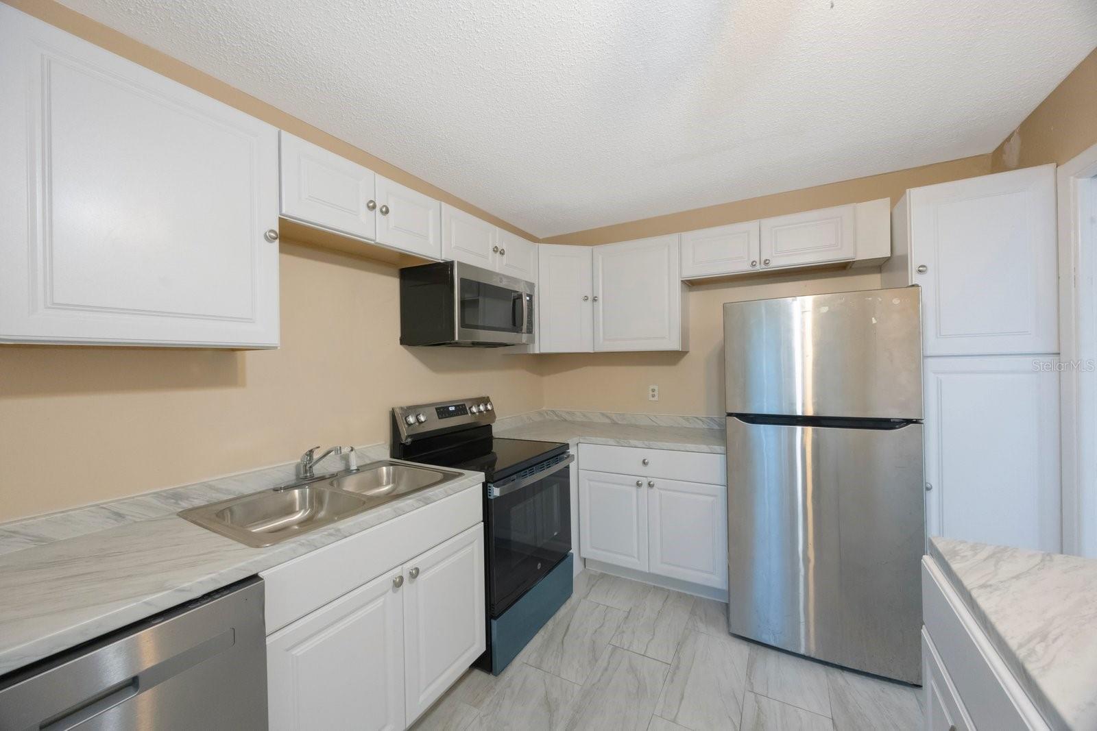 Image 11 of 33 For 2205 Belleair Road A24