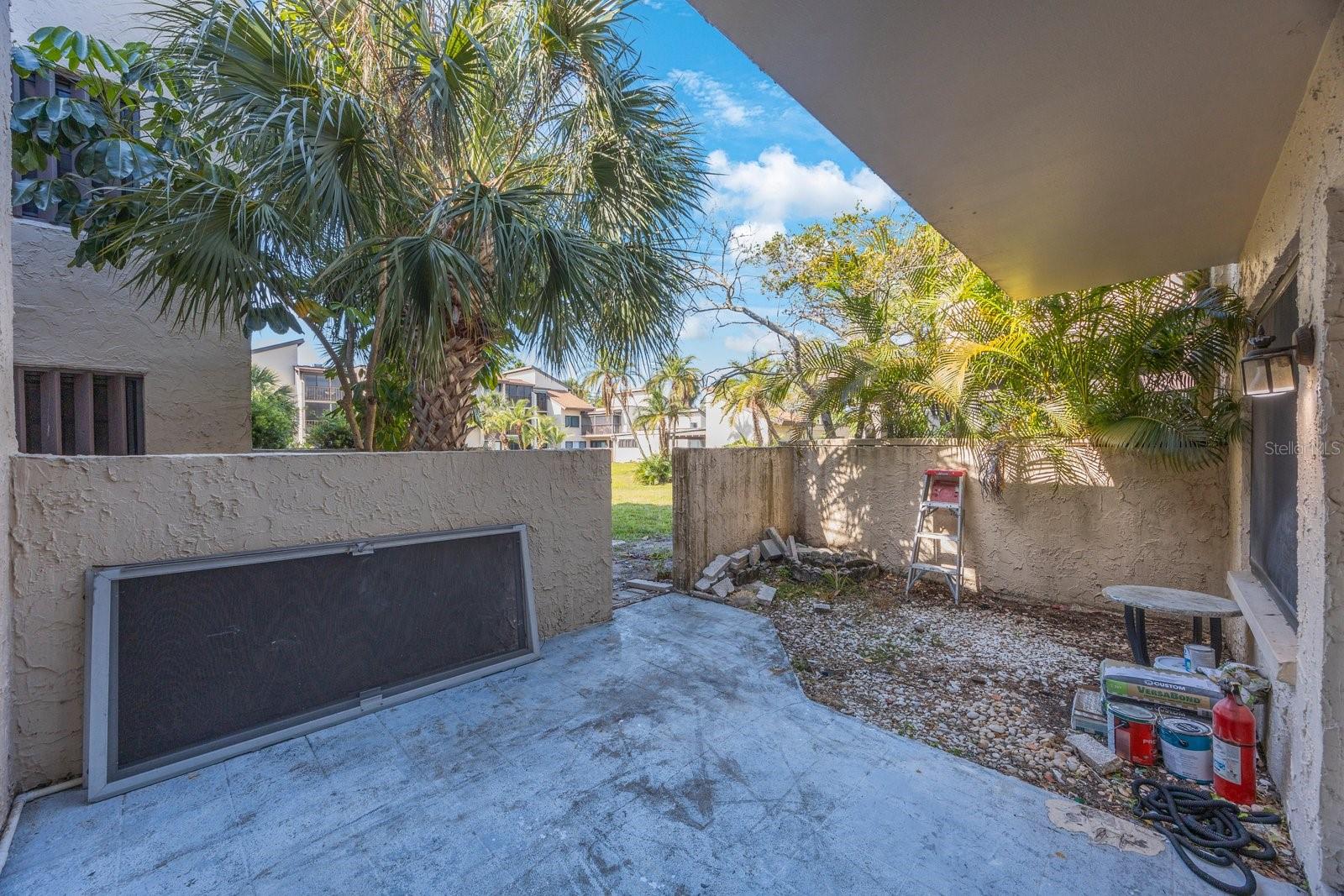 Image 24 of 33 For 2205 Belleair Road A24