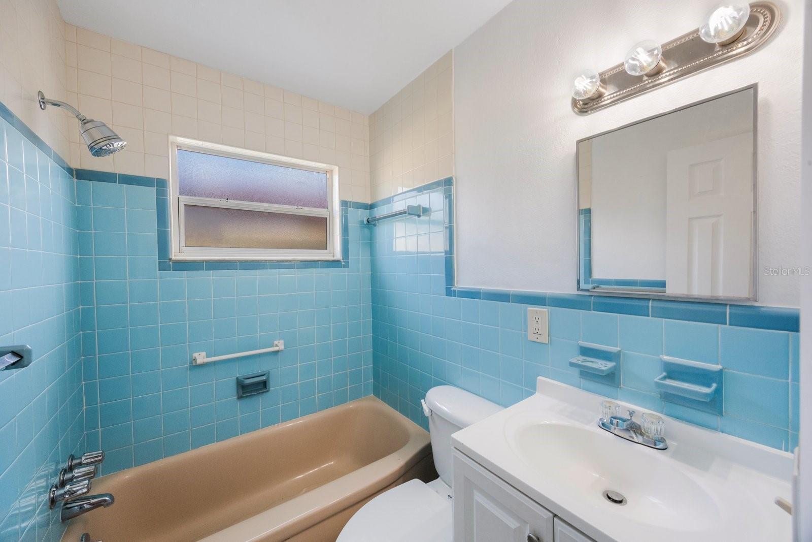 Listing photo id 29 for 11485 2nd Street E