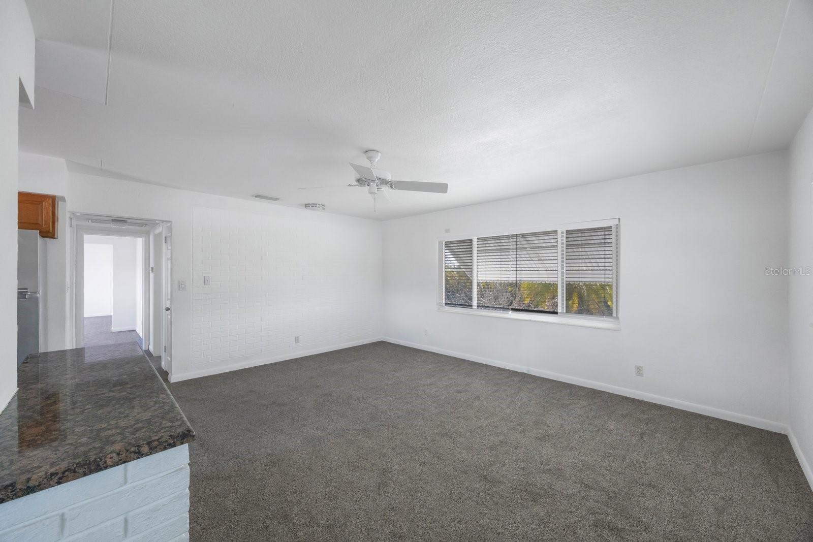 Listing photo id 44 for 11485 2nd Street E