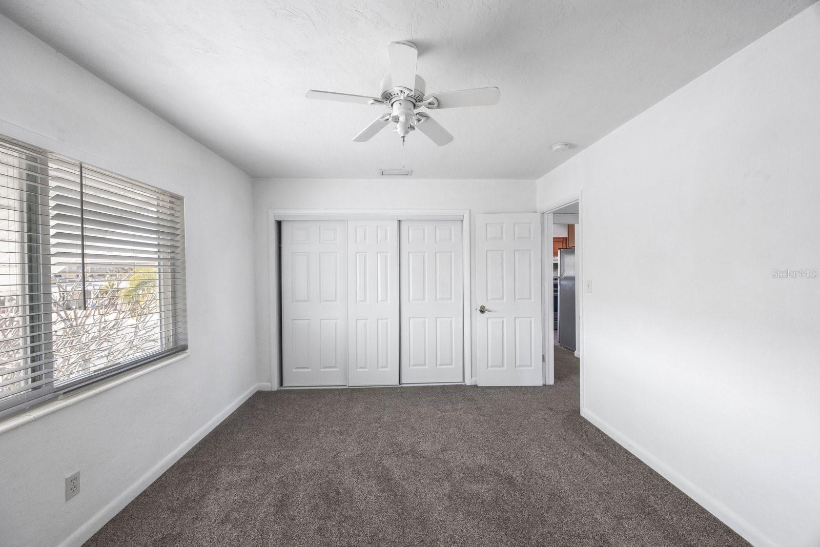 Listing photo id 54 for 11485 2nd Street E