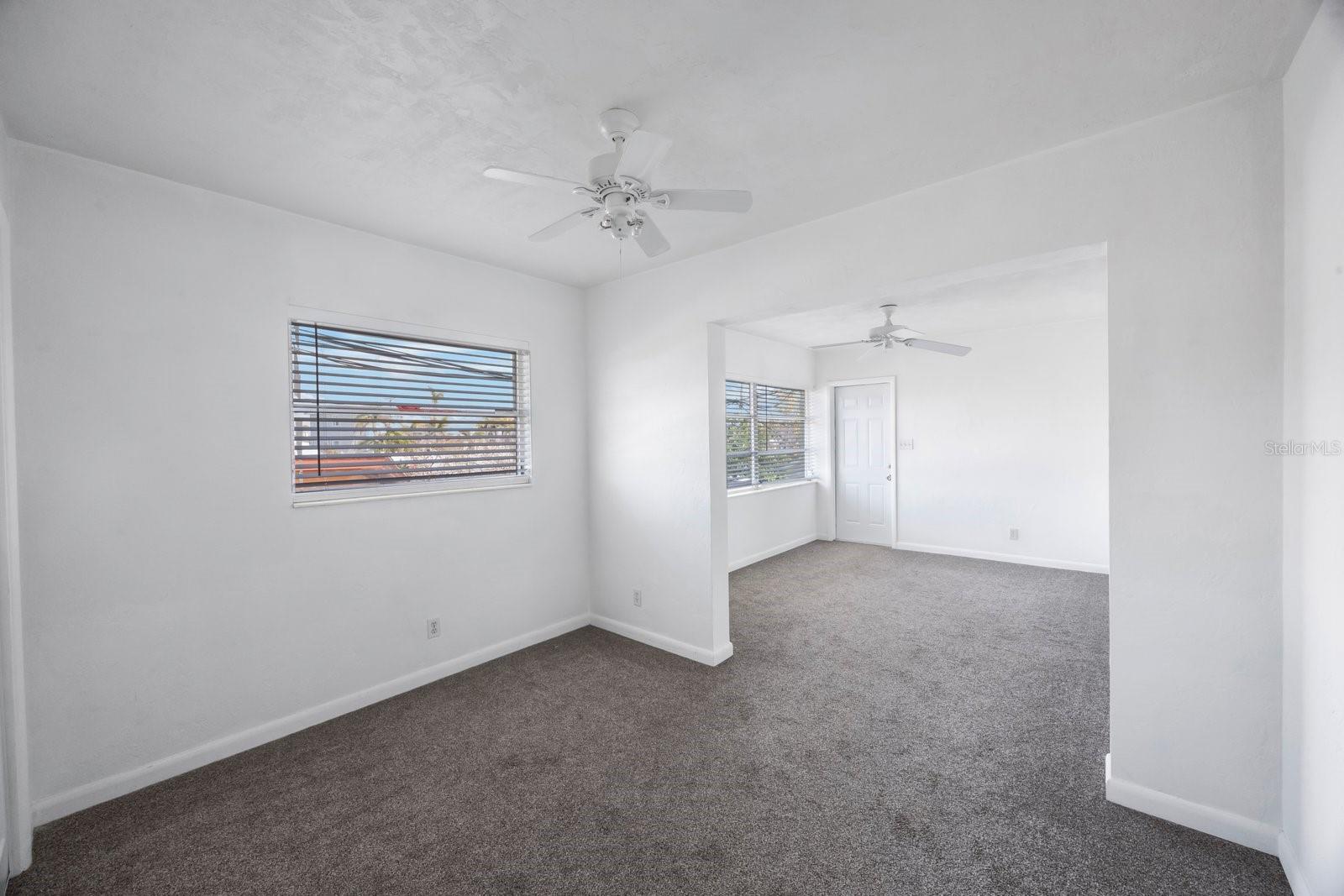 Listing photo id 56 for 11485 2nd Street E