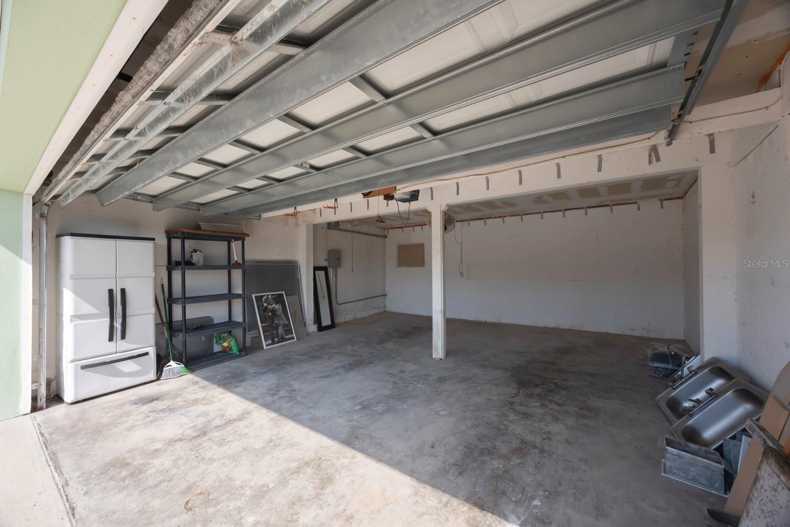 Listing photo id 59 for 11485 2nd Street E