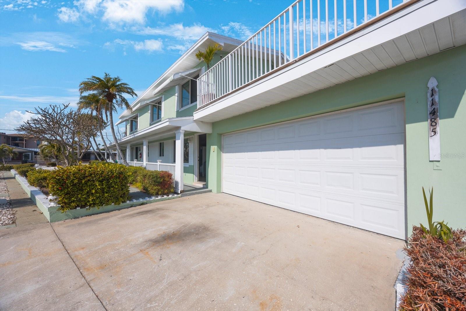 Listing photo id 62 for 11485 2nd Street E