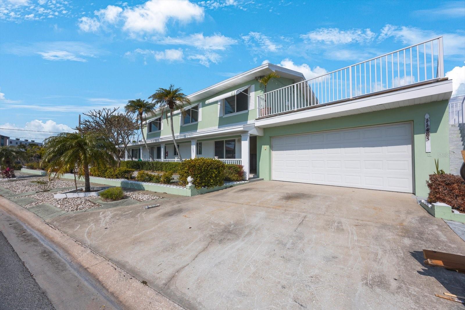 Listing photo id 63 for 11485 2nd Street E