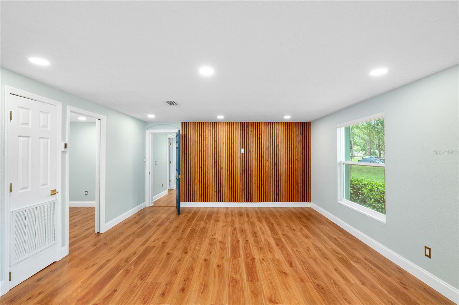 Image 11 of 55 For 20544 Gardenia Drive
