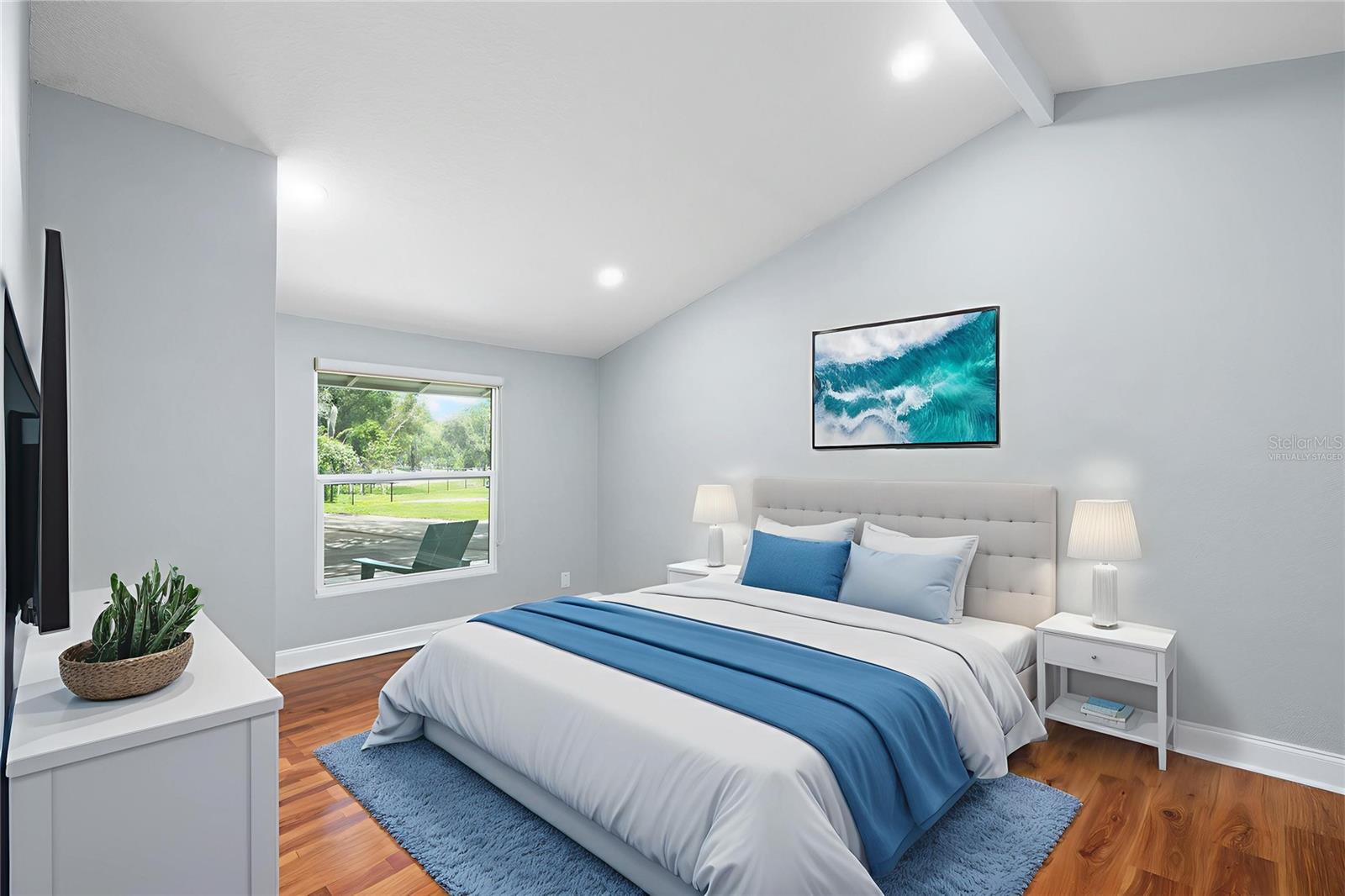 Image 22 of 55 For 20544 Gardenia Drive