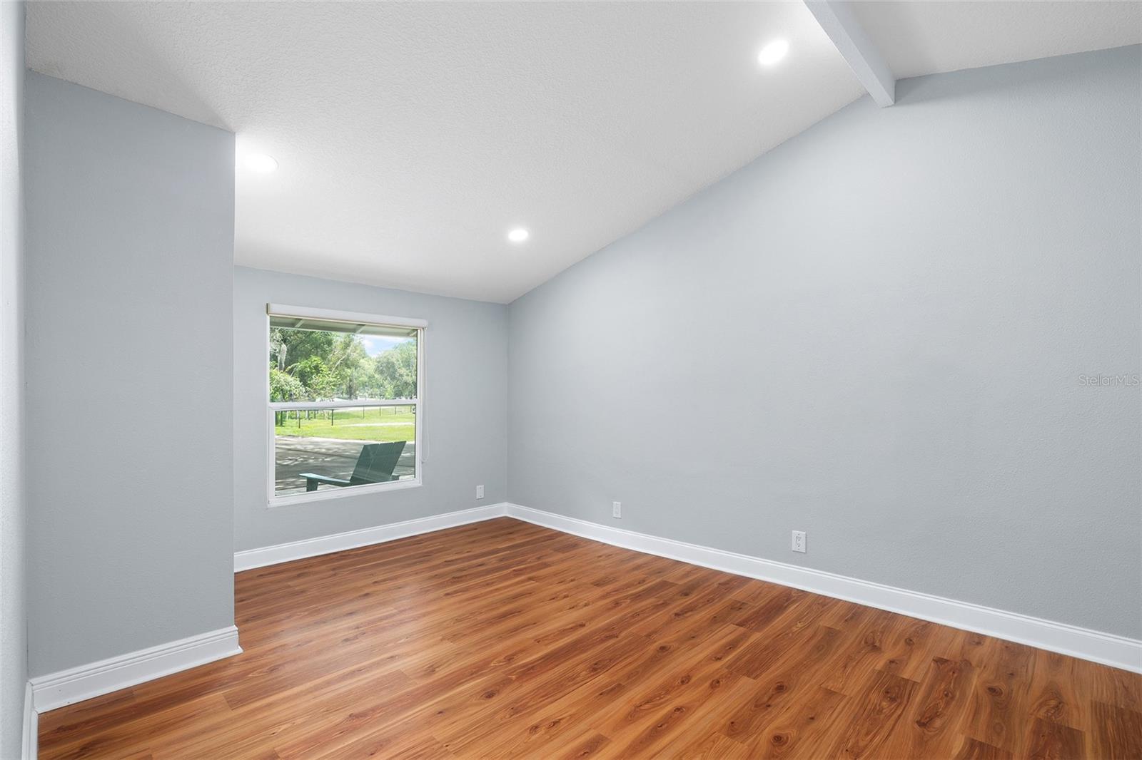 Image 23 of 55 For 20544 Gardenia Drive