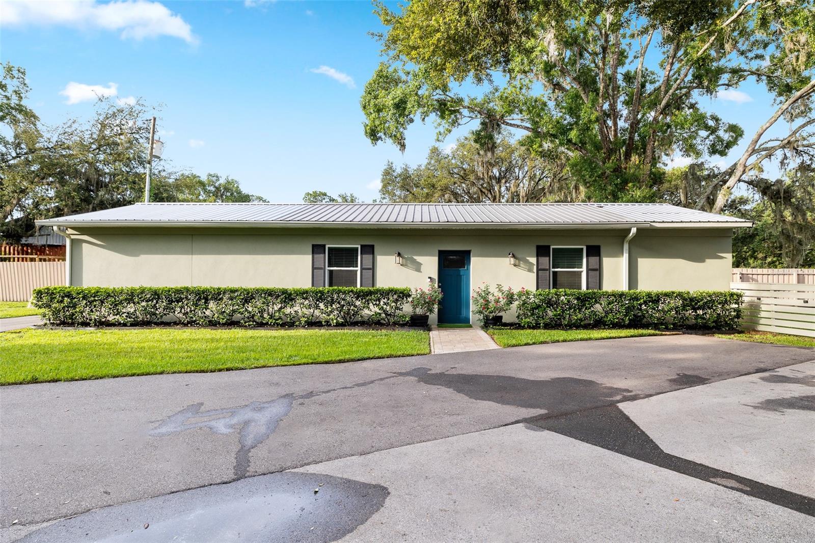 Image 32 of 55 For 20544 Gardenia Drive