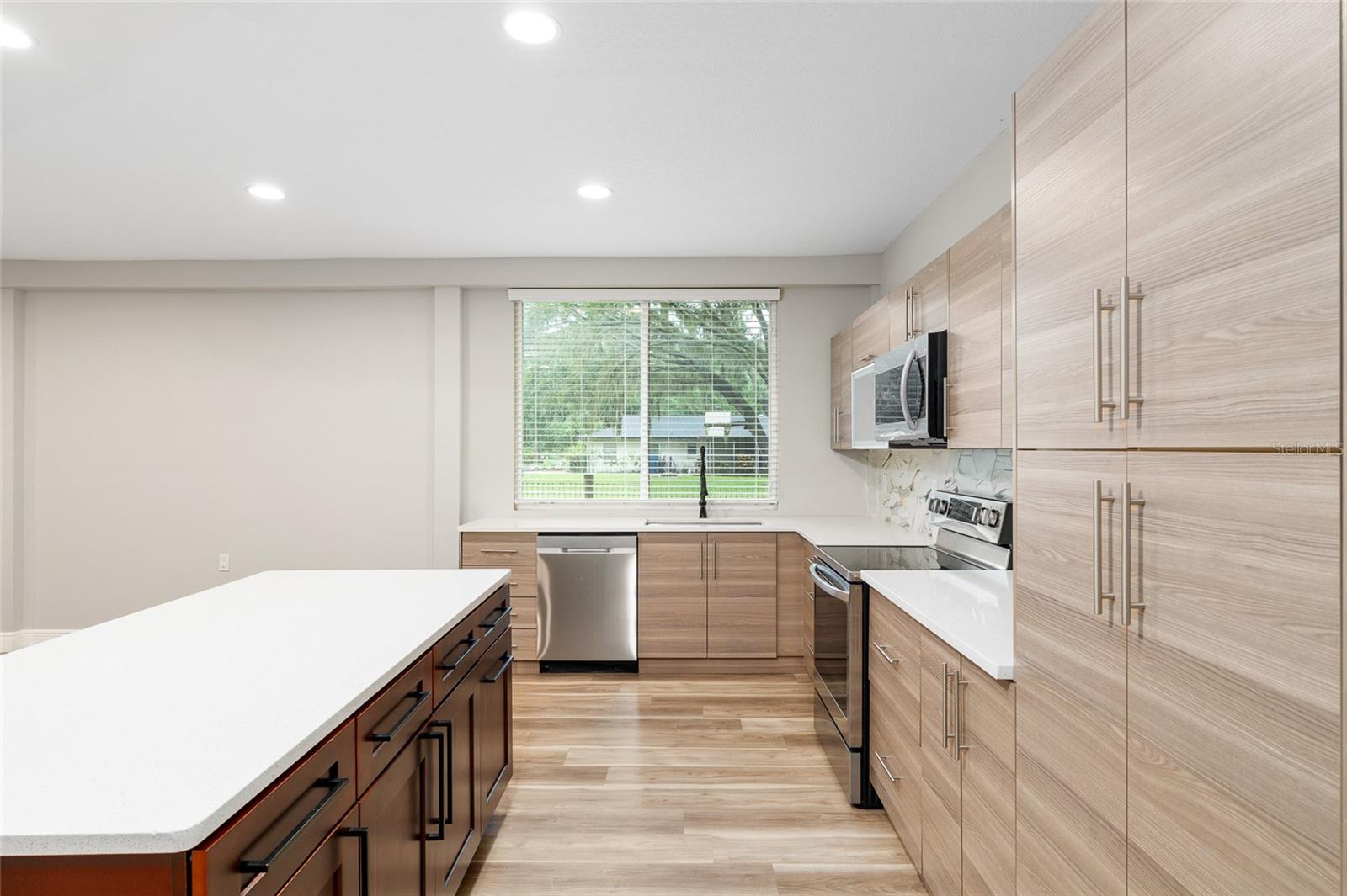 Image 38 of 55 For 20544 Gardenia Drive