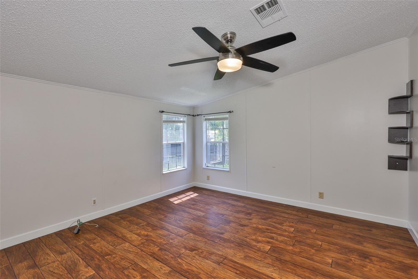 Image 21 of 35 For 12509 Spottswood Drive